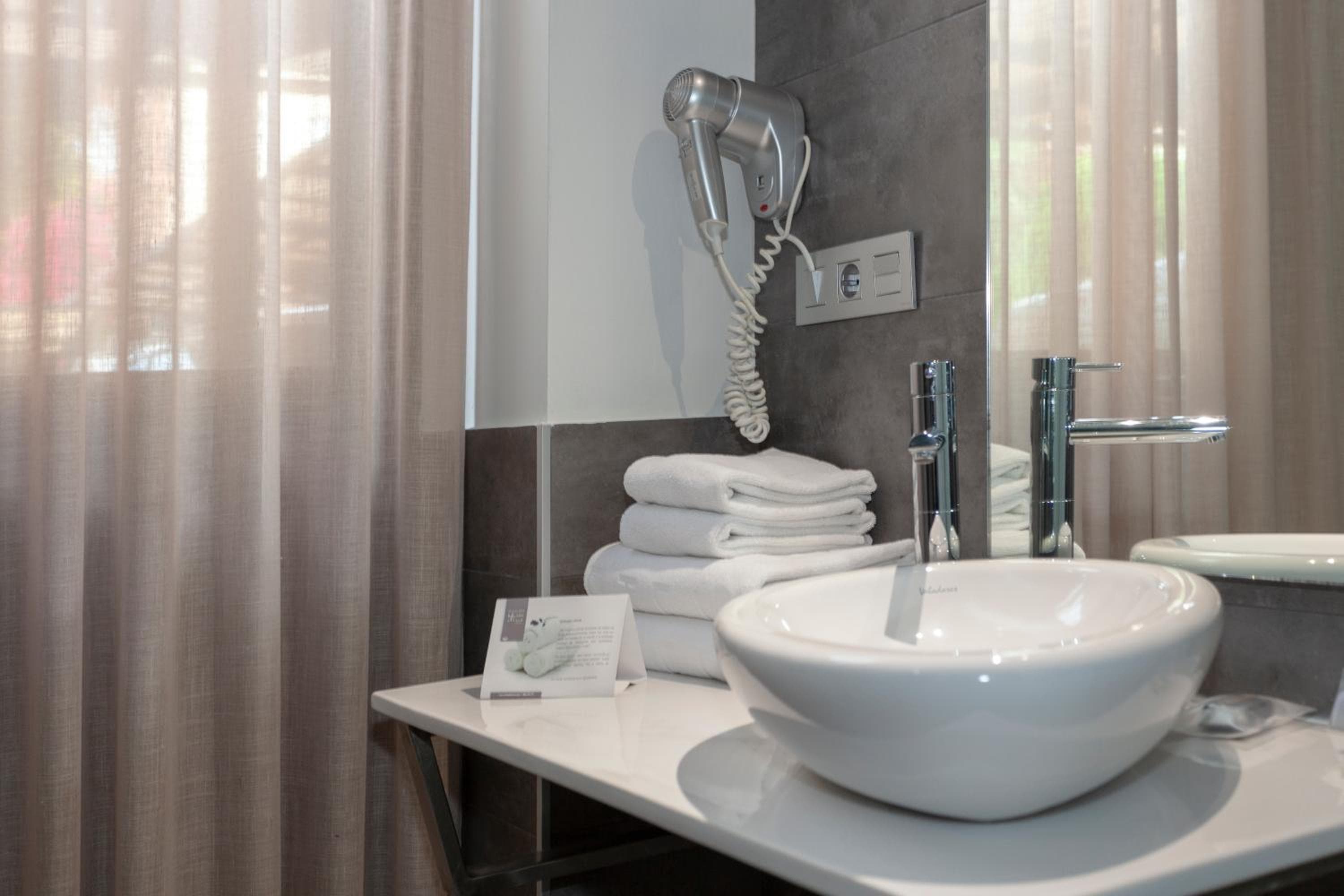 AACR Hotel Monteolivos — 13
