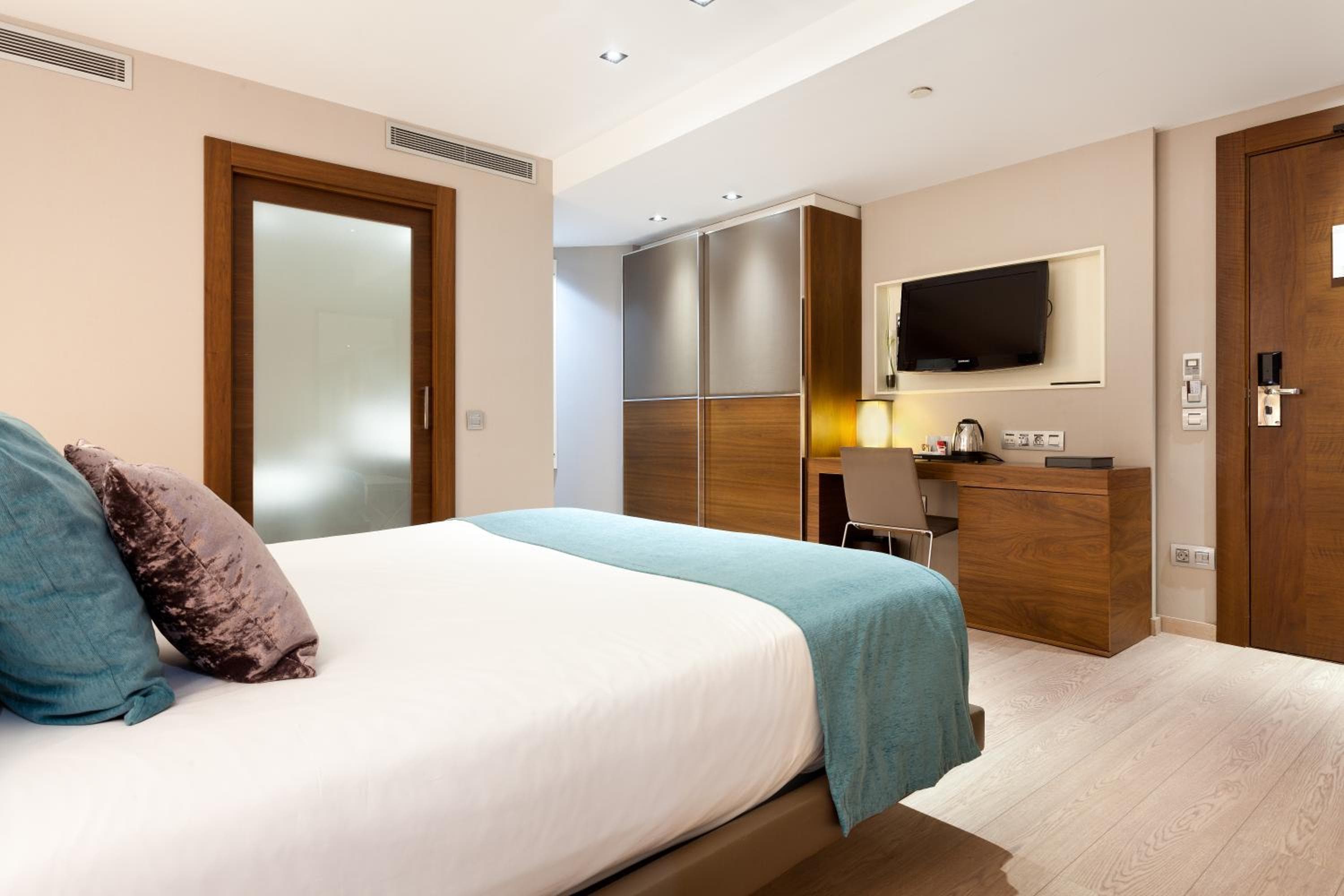 Hotel Spanien Ramblas — 24