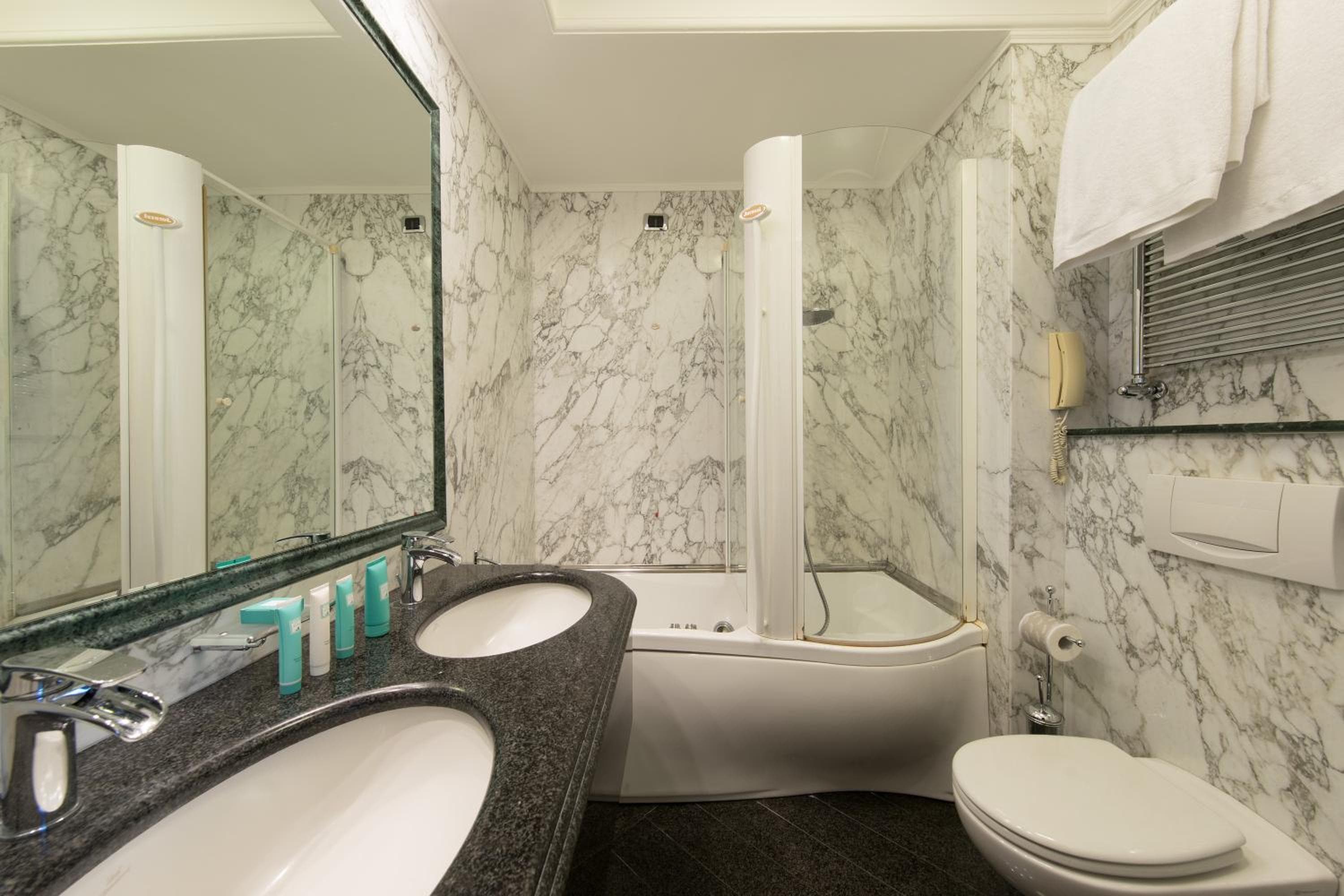 Hotel Capitol Milano — 20