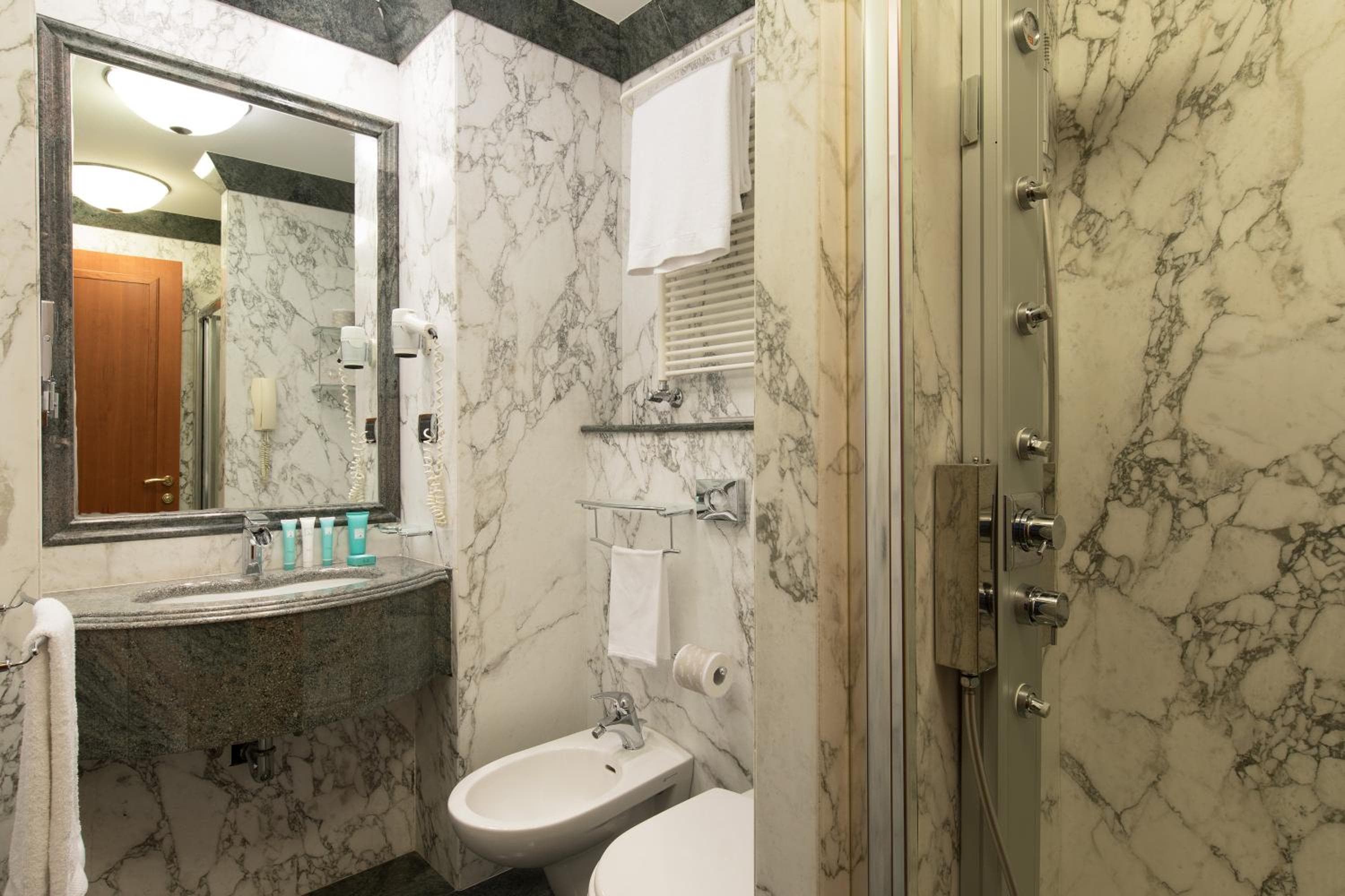 Hotel Capitol Milano — 5