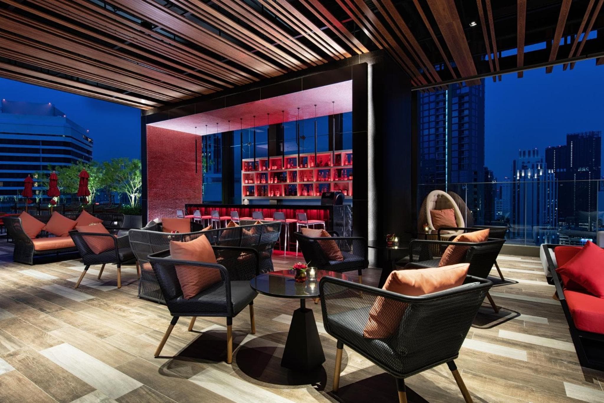 Novotel Bangkok Sukhumvit 4 — 26