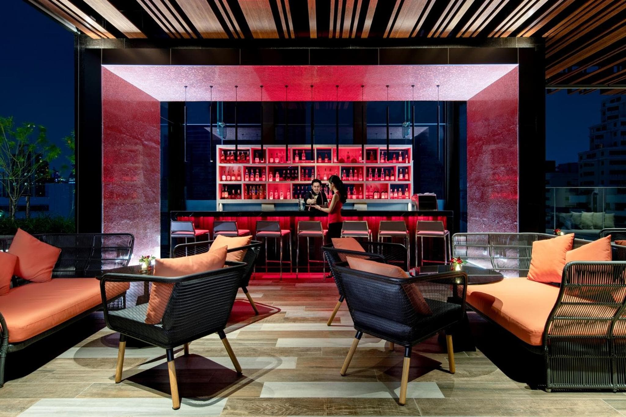 Novotel Bangkok Sukhumvit 4 — 6