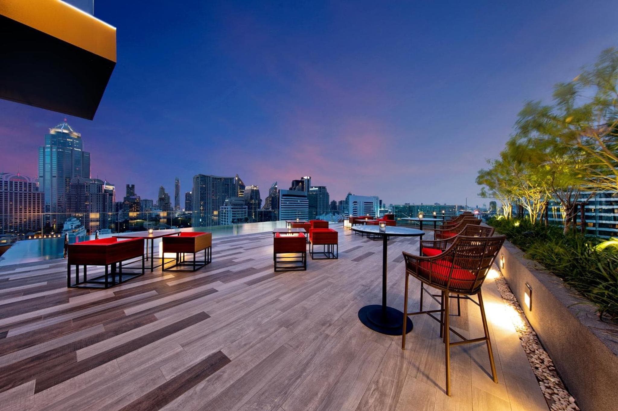Novotel Bangkok Sukhumvit 4 — 8