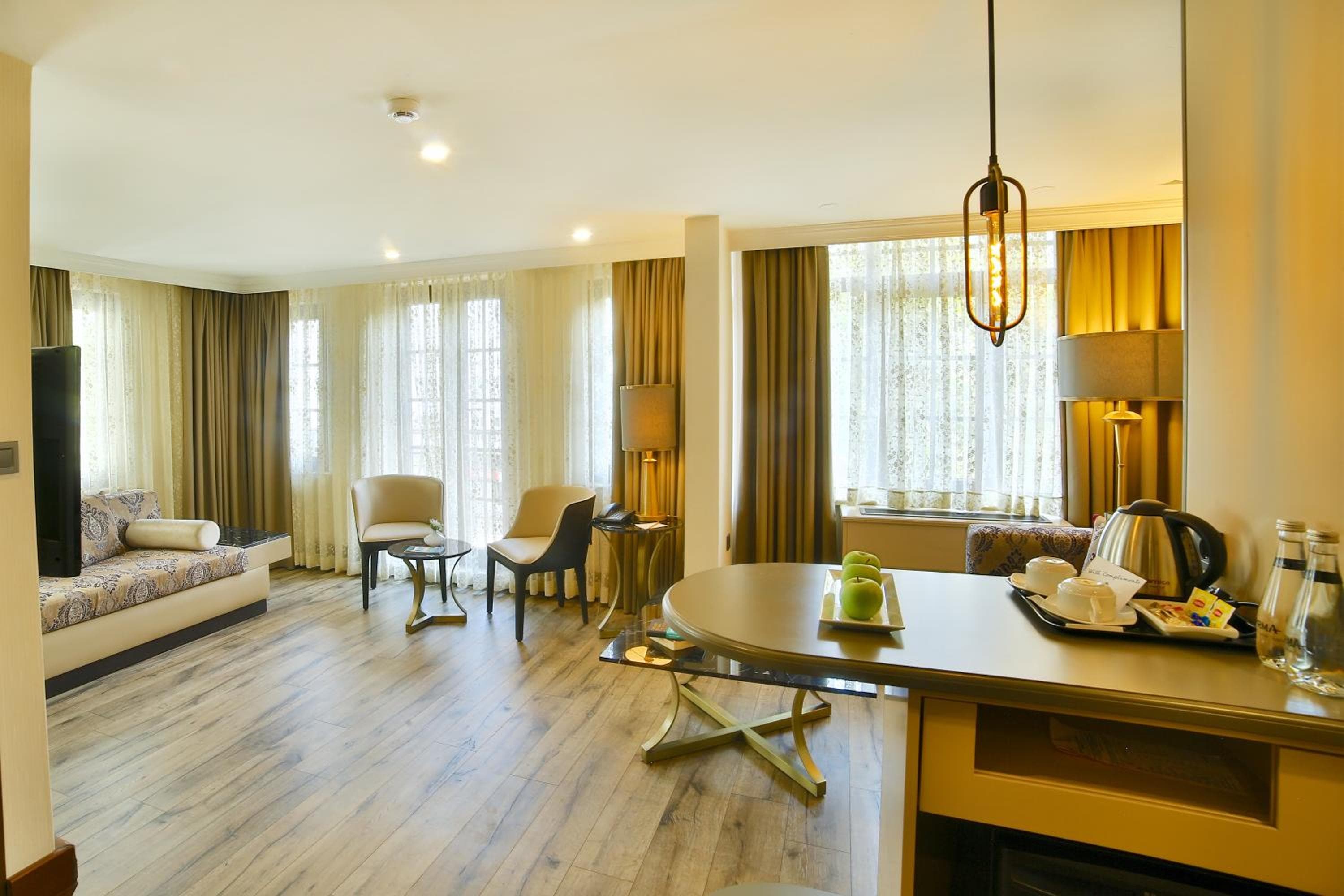 Konak Hotel Taksim — 10
