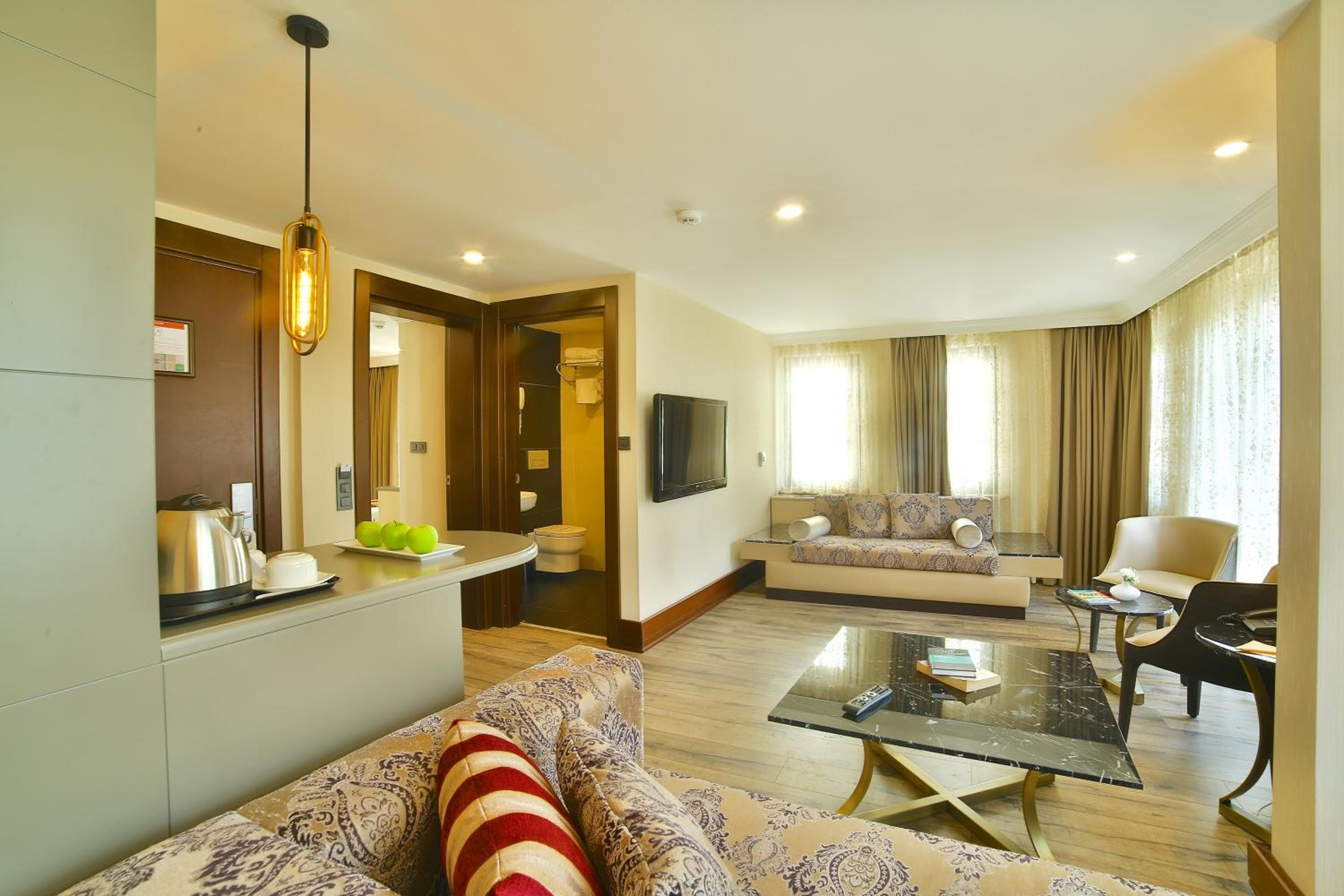 Konak Hotel Taksim — 6