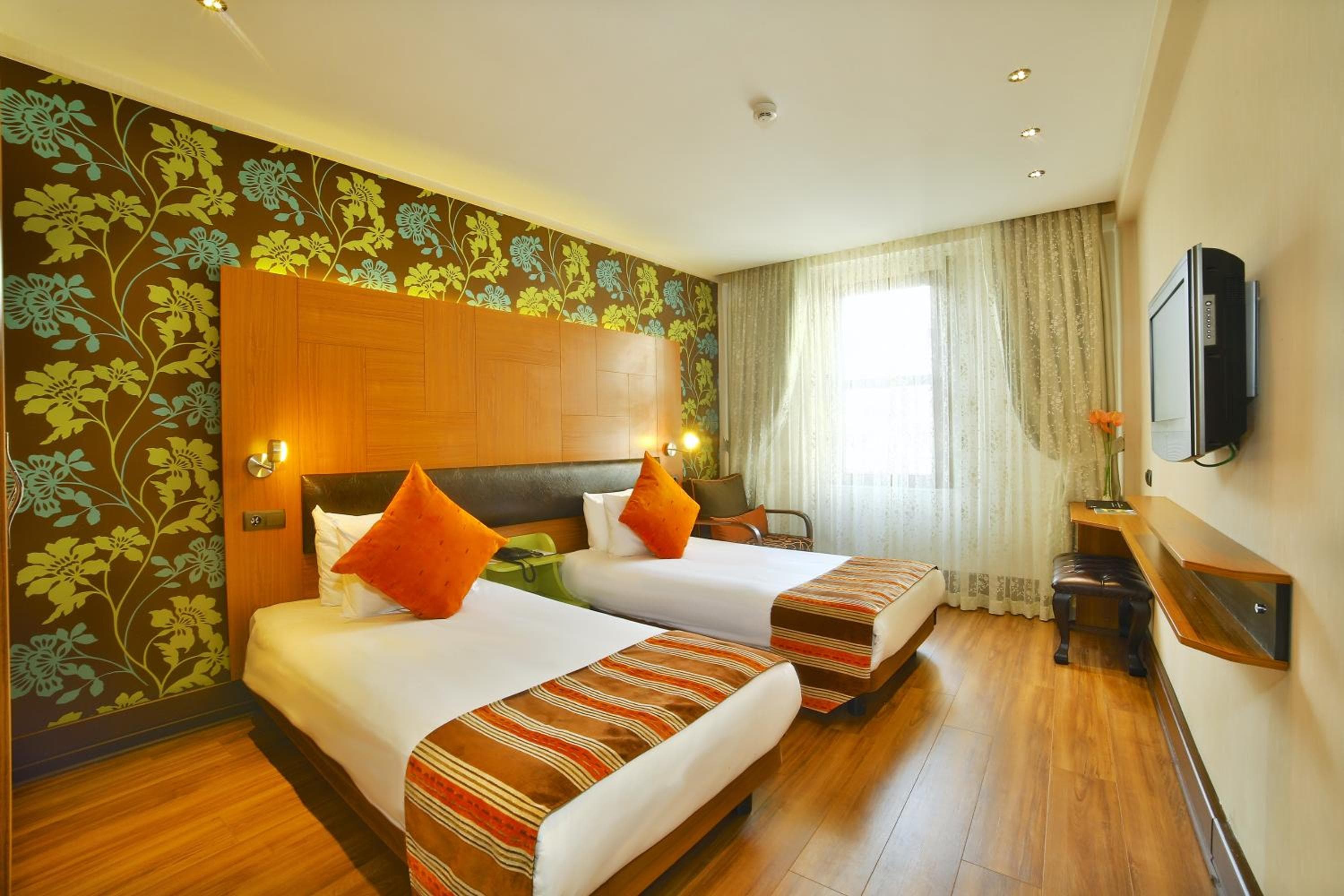 Konak Hotel Taksim — 13
