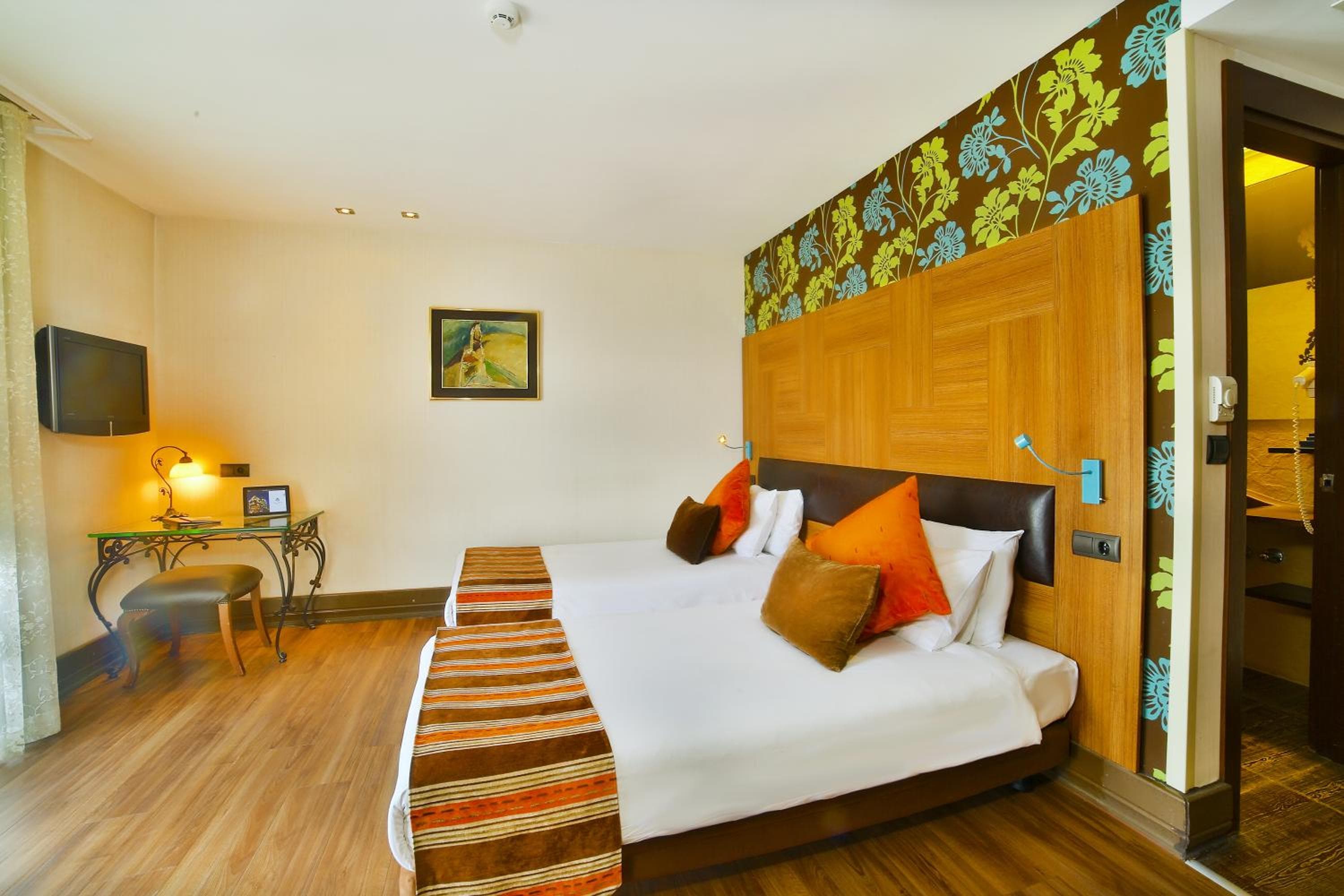 Konak Hotel Taksim — 27