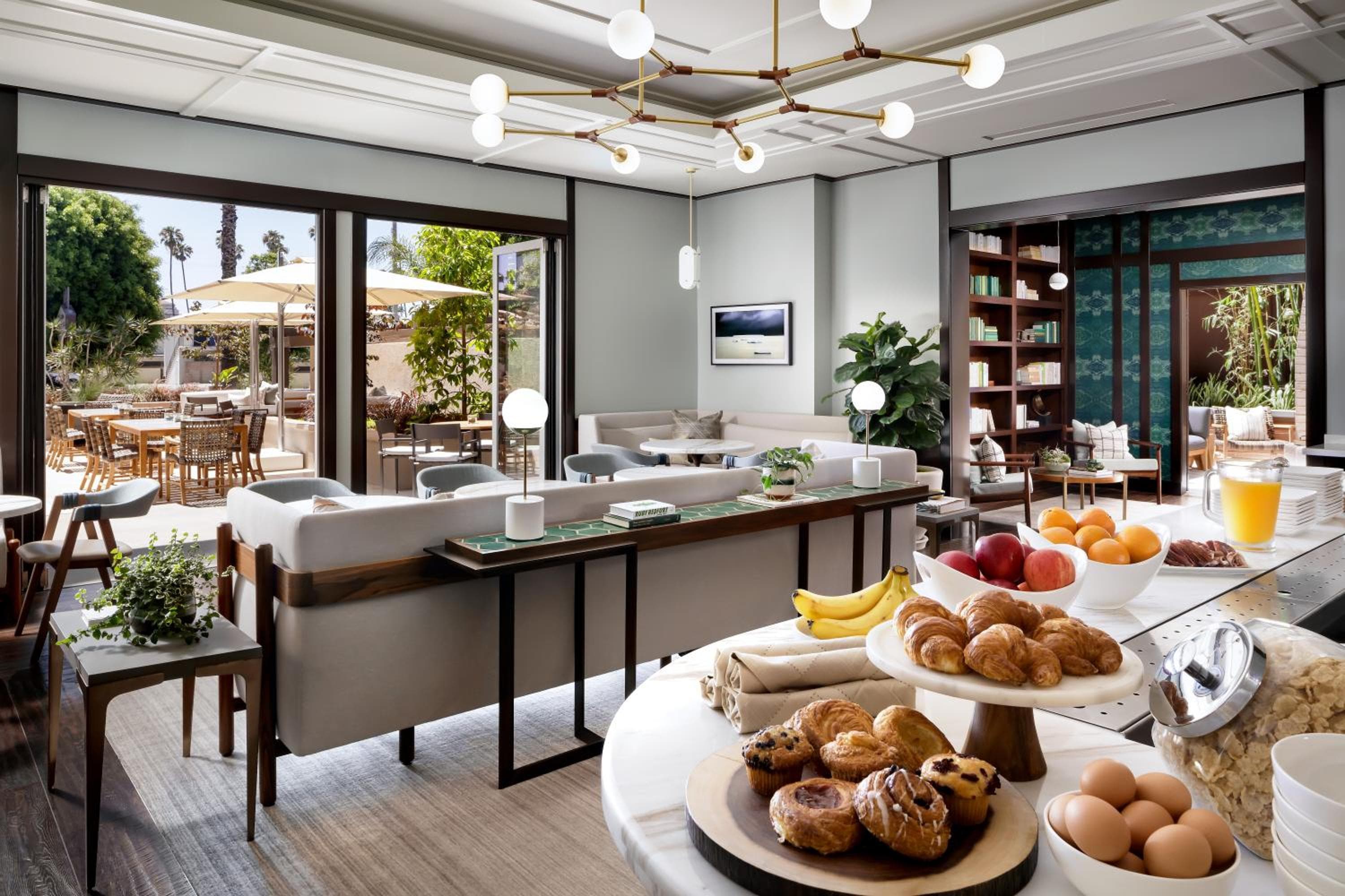 Hotel Ambrosio — 8