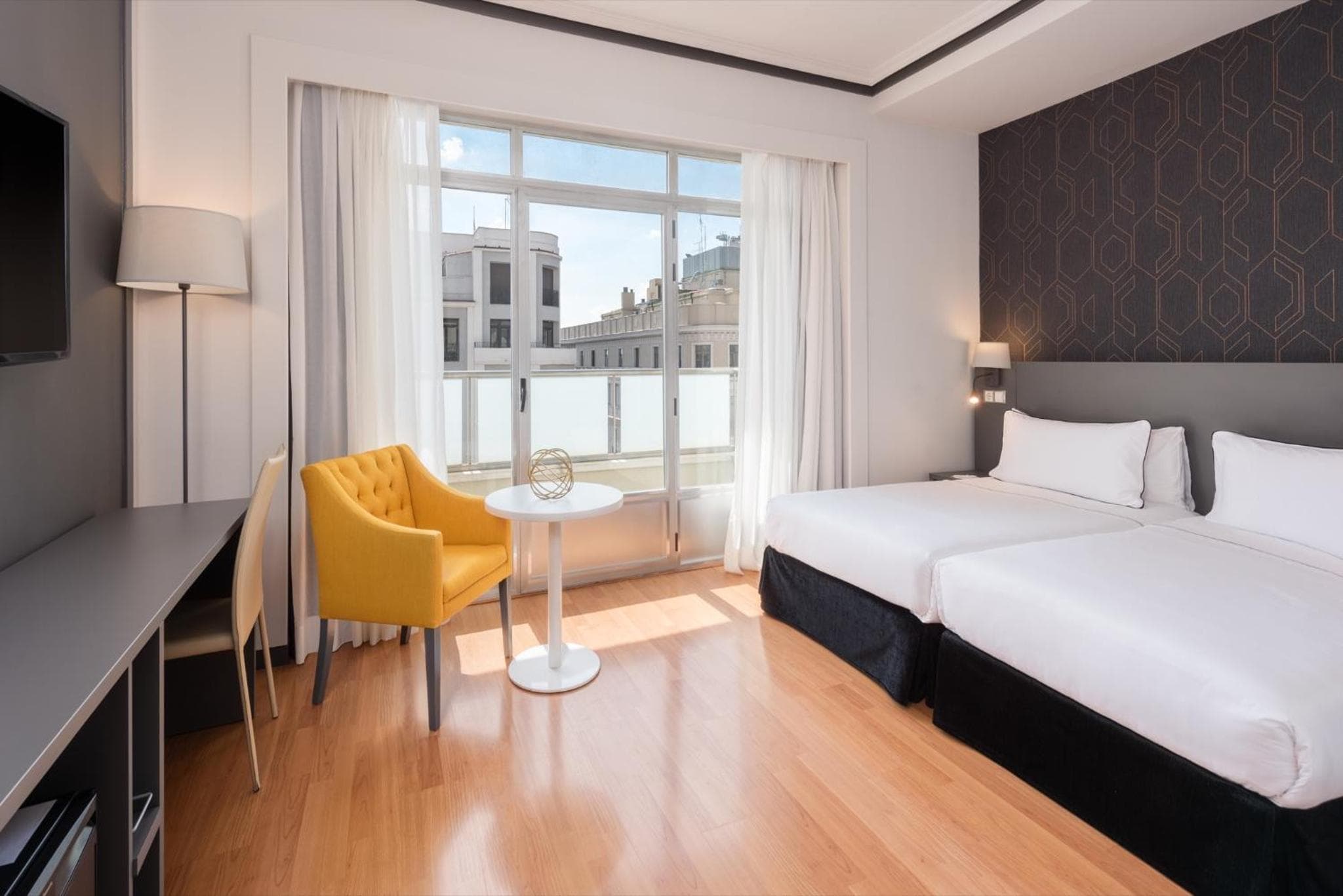 Hotel Madrid Plaza de España, Affiliated by Meliá — 12