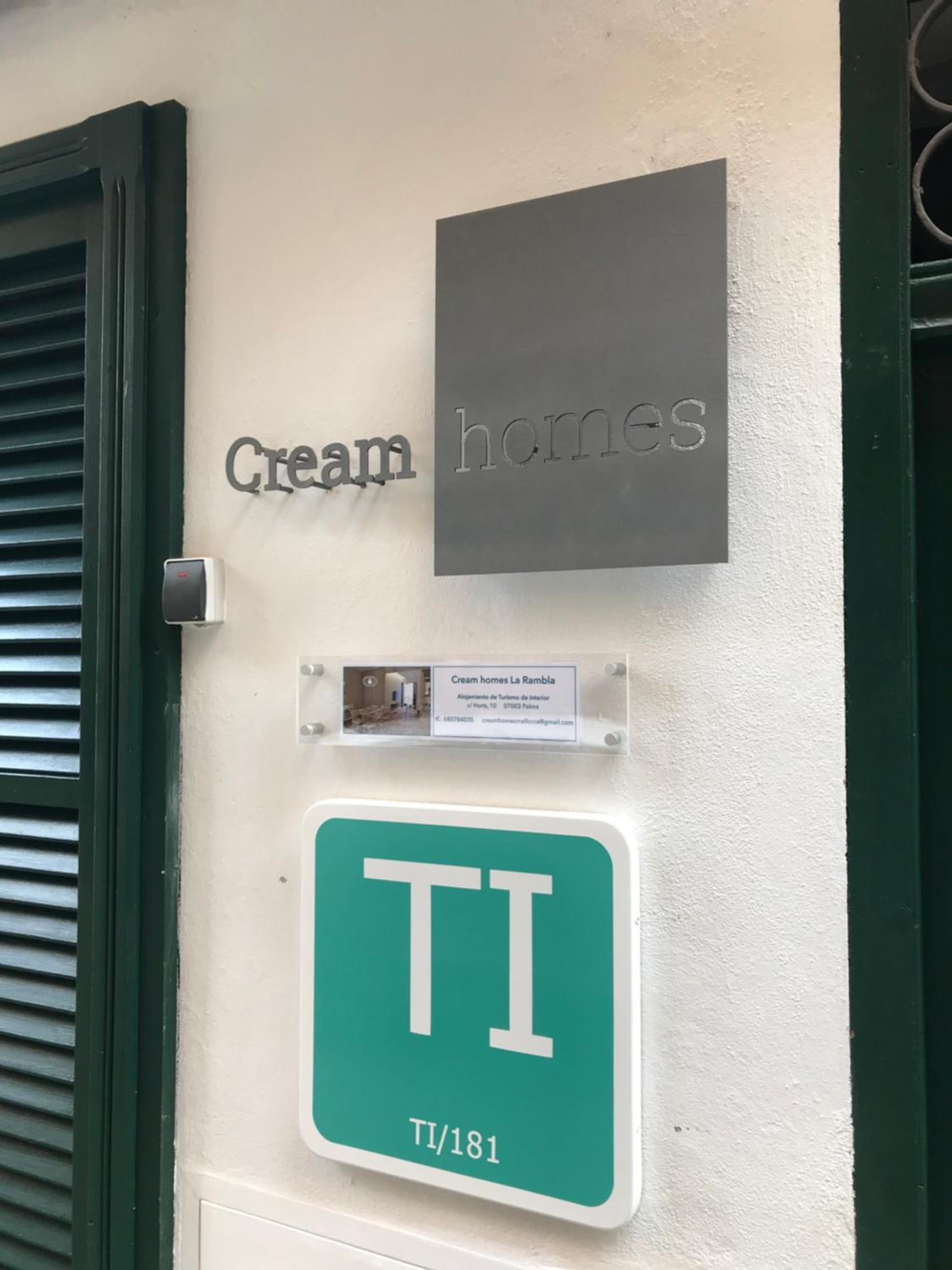 Cream Homes La Rambla, TURISMO DE INTERIOR — 21