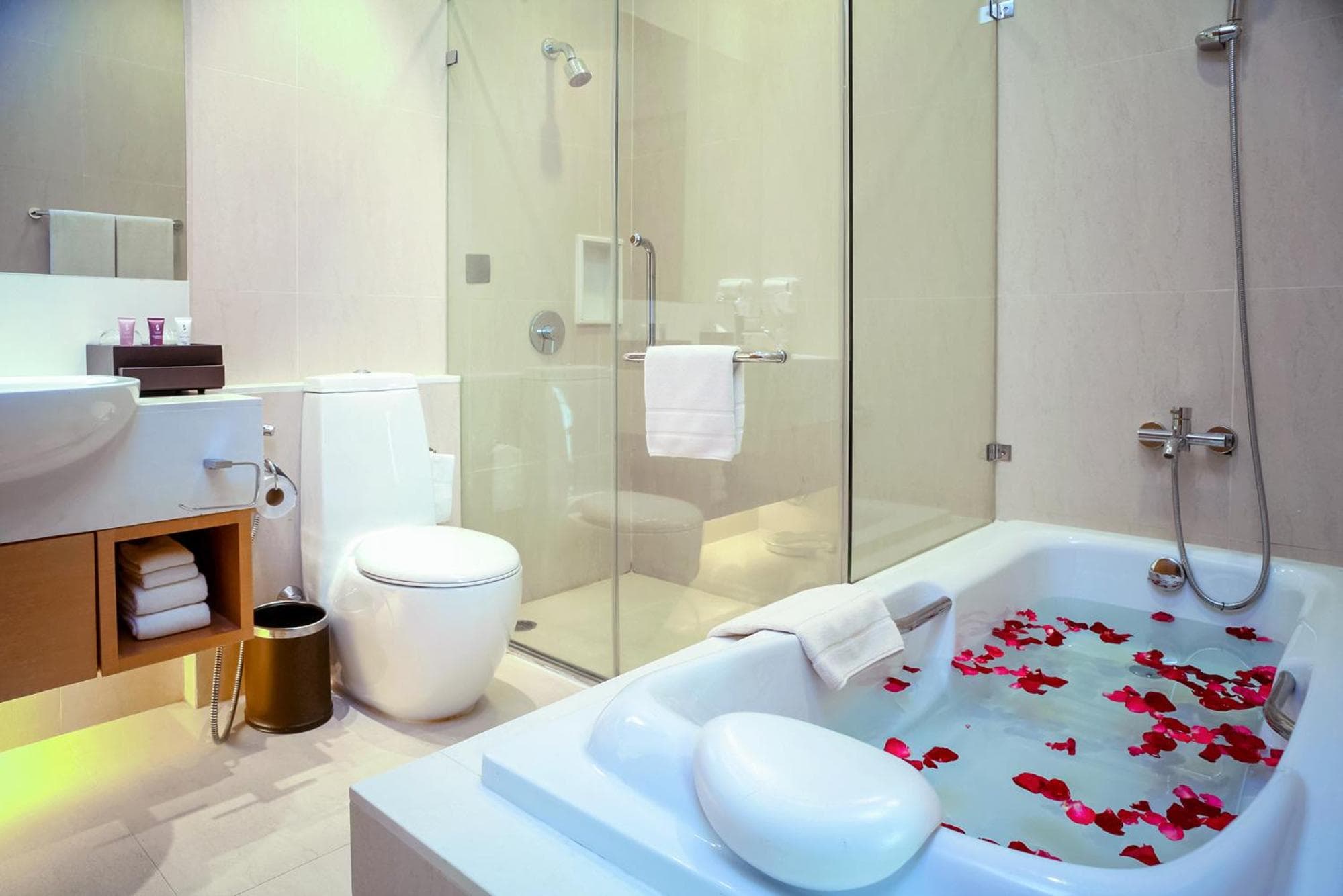 Hotel Sivatel Bangkok — 24