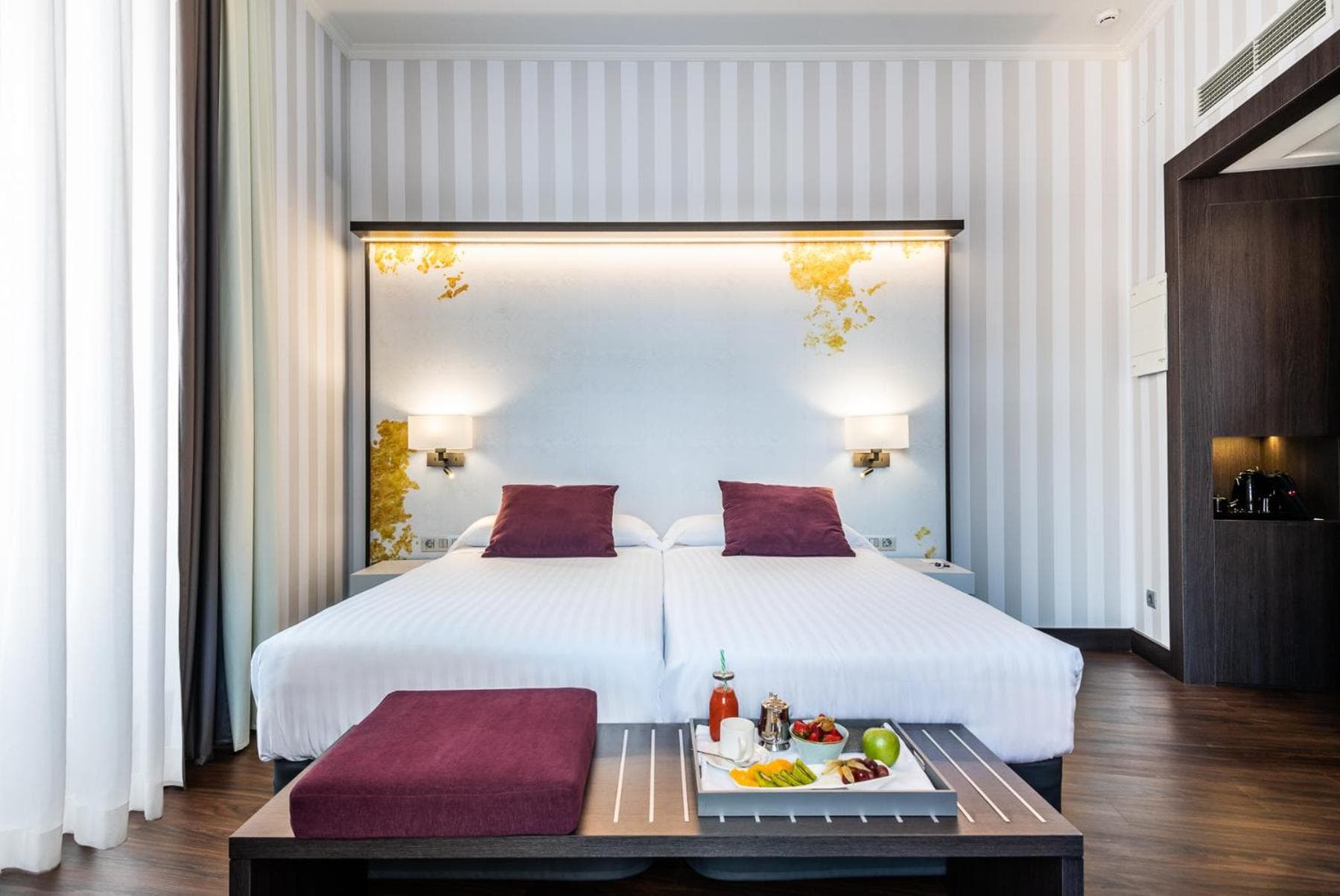 Intur Palacio San Martin — 20