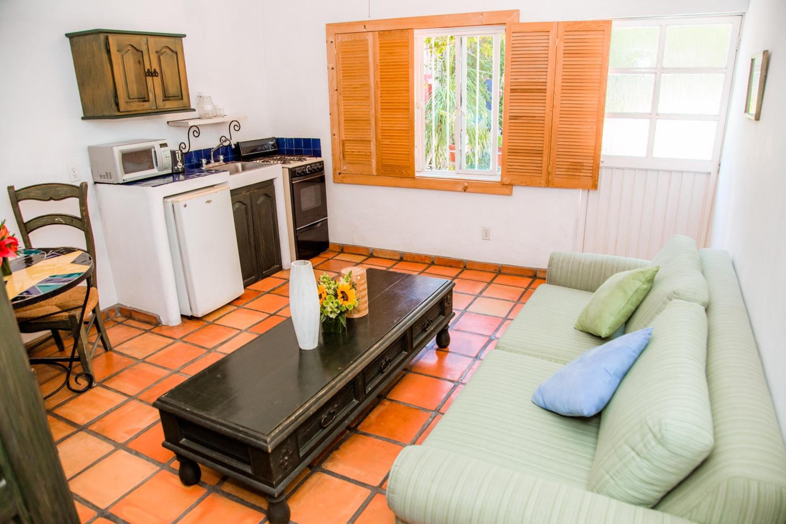 Los Milagros Hotel - Die Wunder Hotel — 30