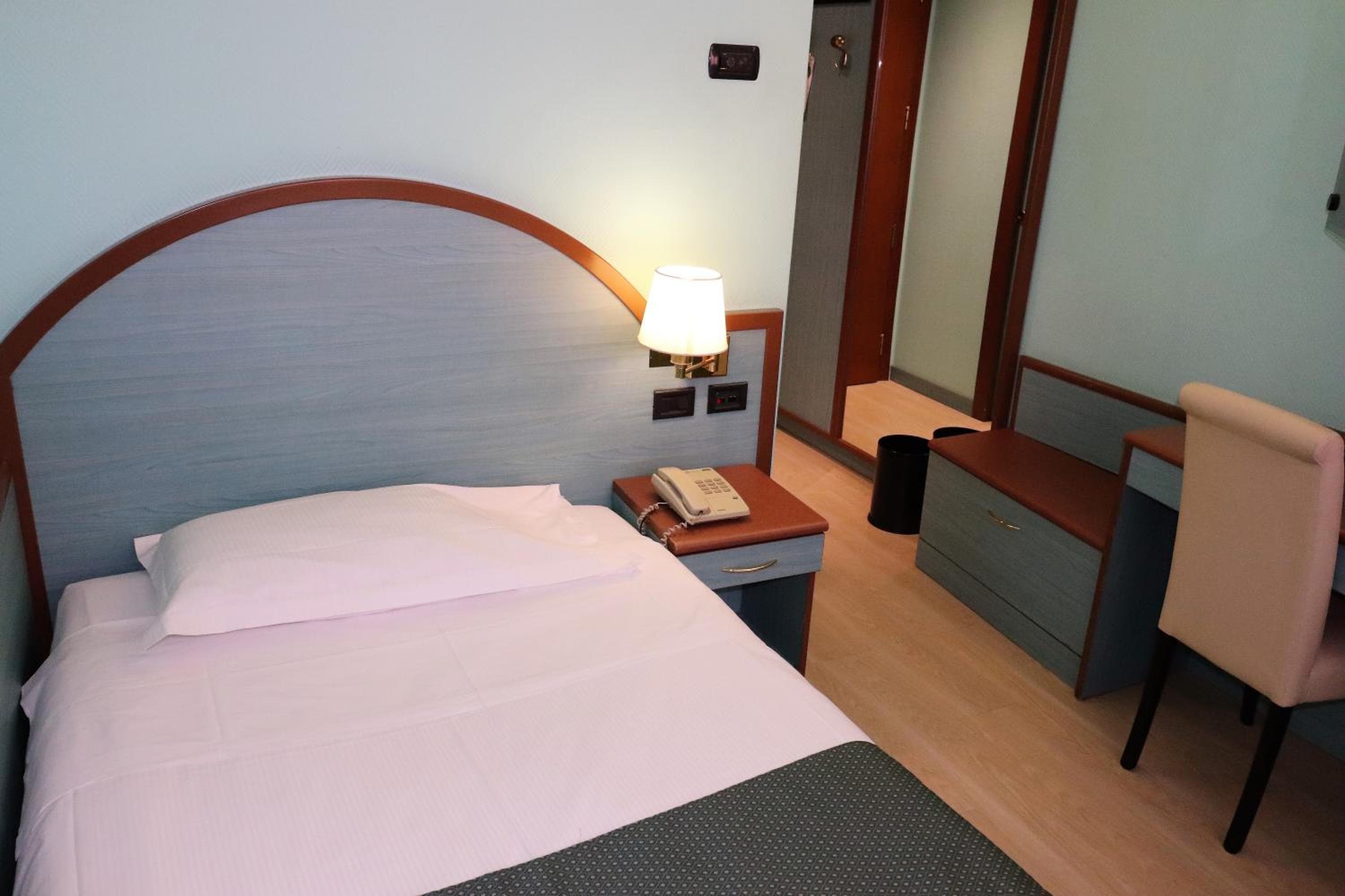 Hotel Domenichino — 12