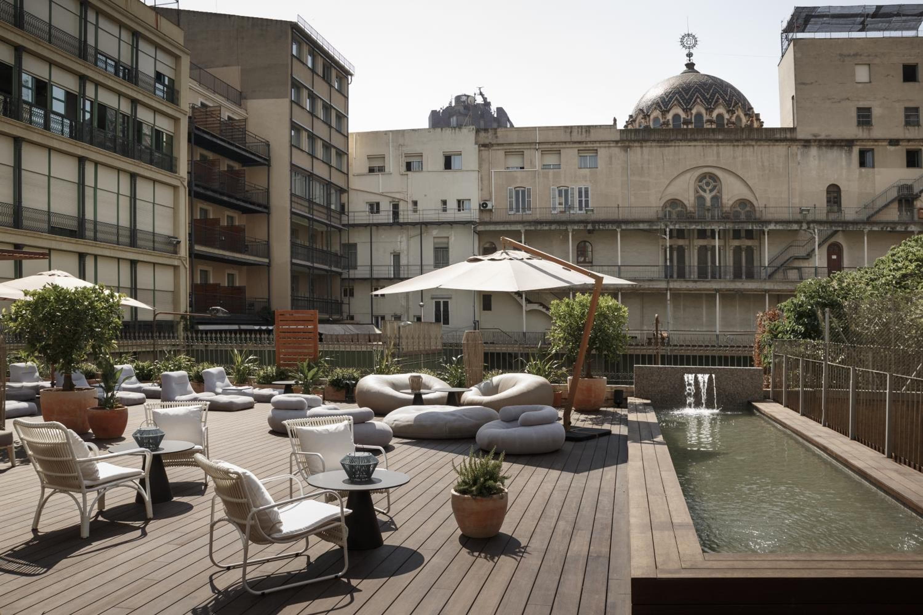 ICON Bcn — 24