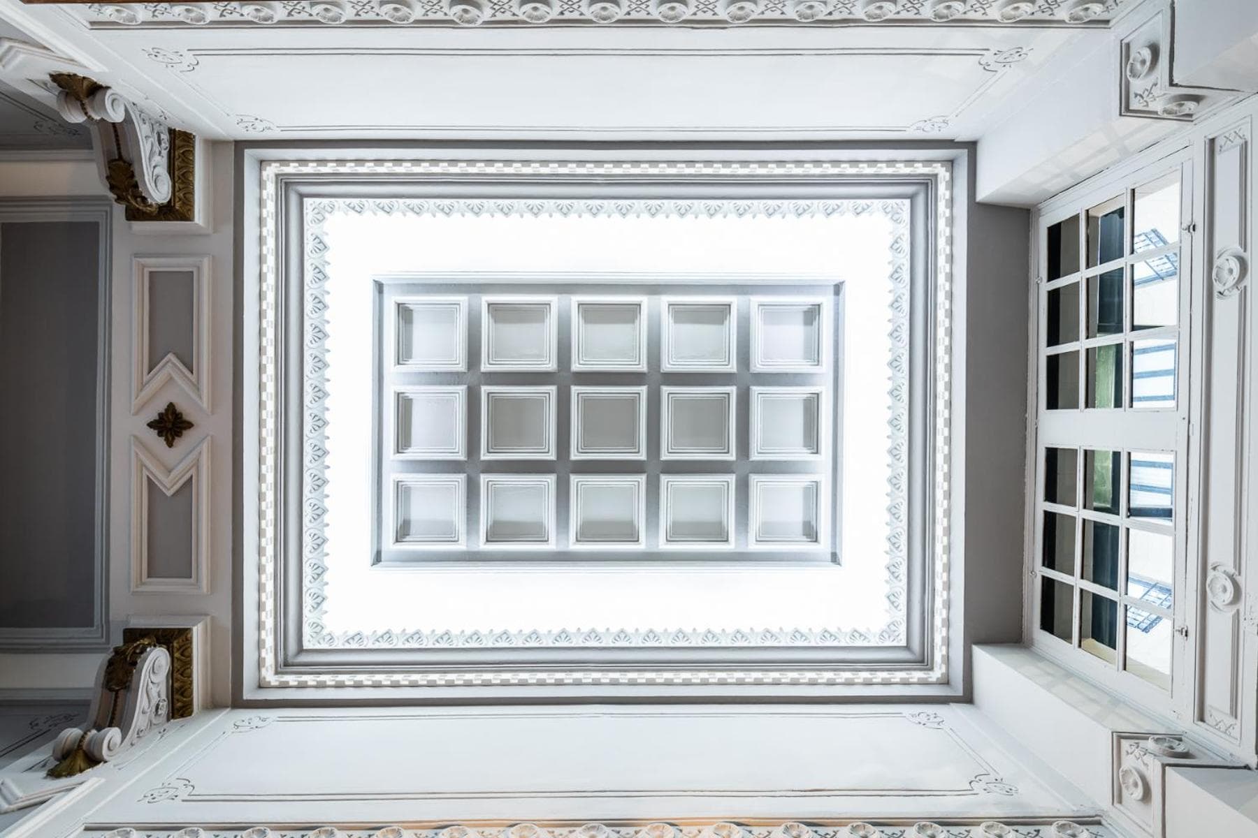 Intur Palacio San Martin — 5