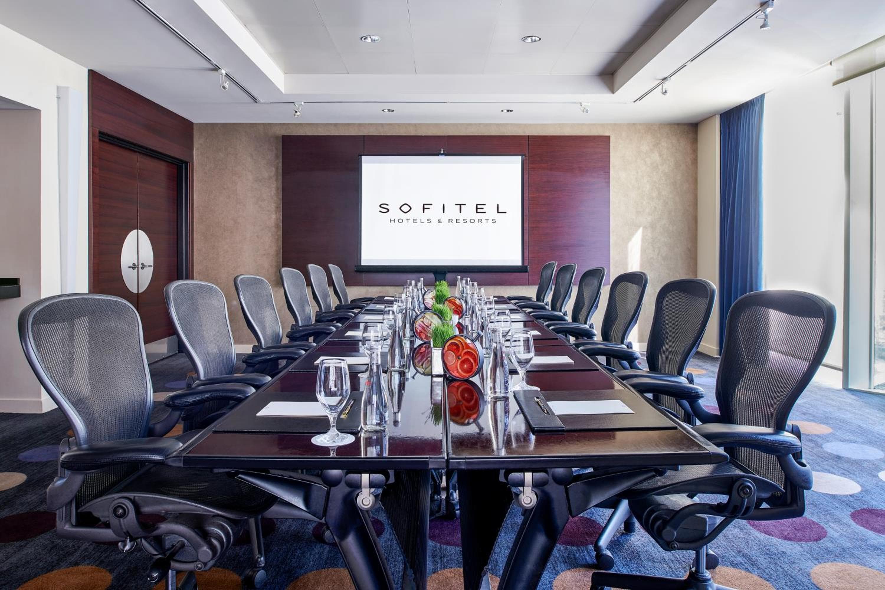 Sofitel Chicago Magnificent Mile hotel, 20 East Chestnut Street, Chicago, United States — photo 116