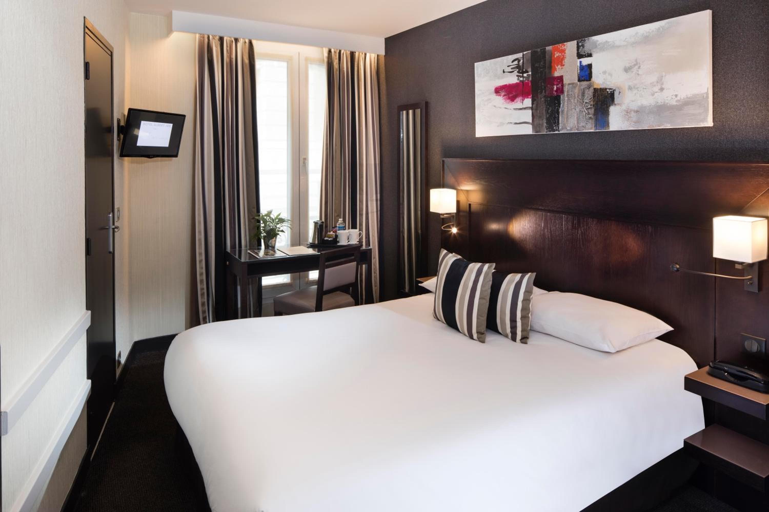 Hotel Albert 1er París Lafayette — 23