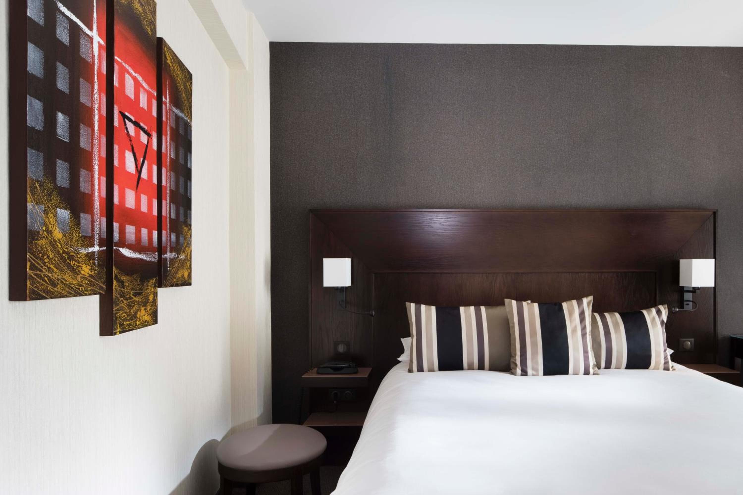 Hotel Albert 1er París Lafayette — 22