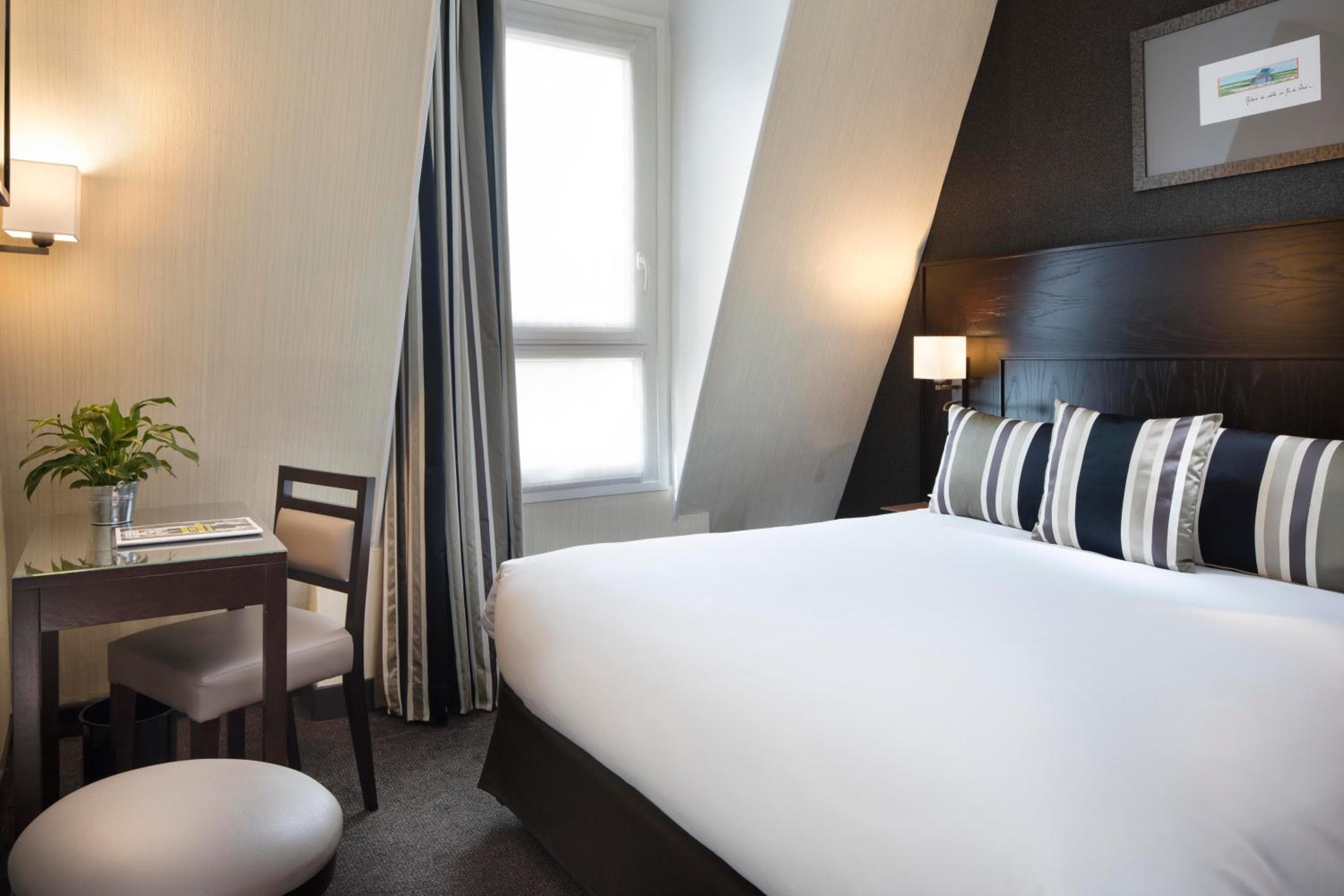 Hotel Albert 1er París Lafayette — 18