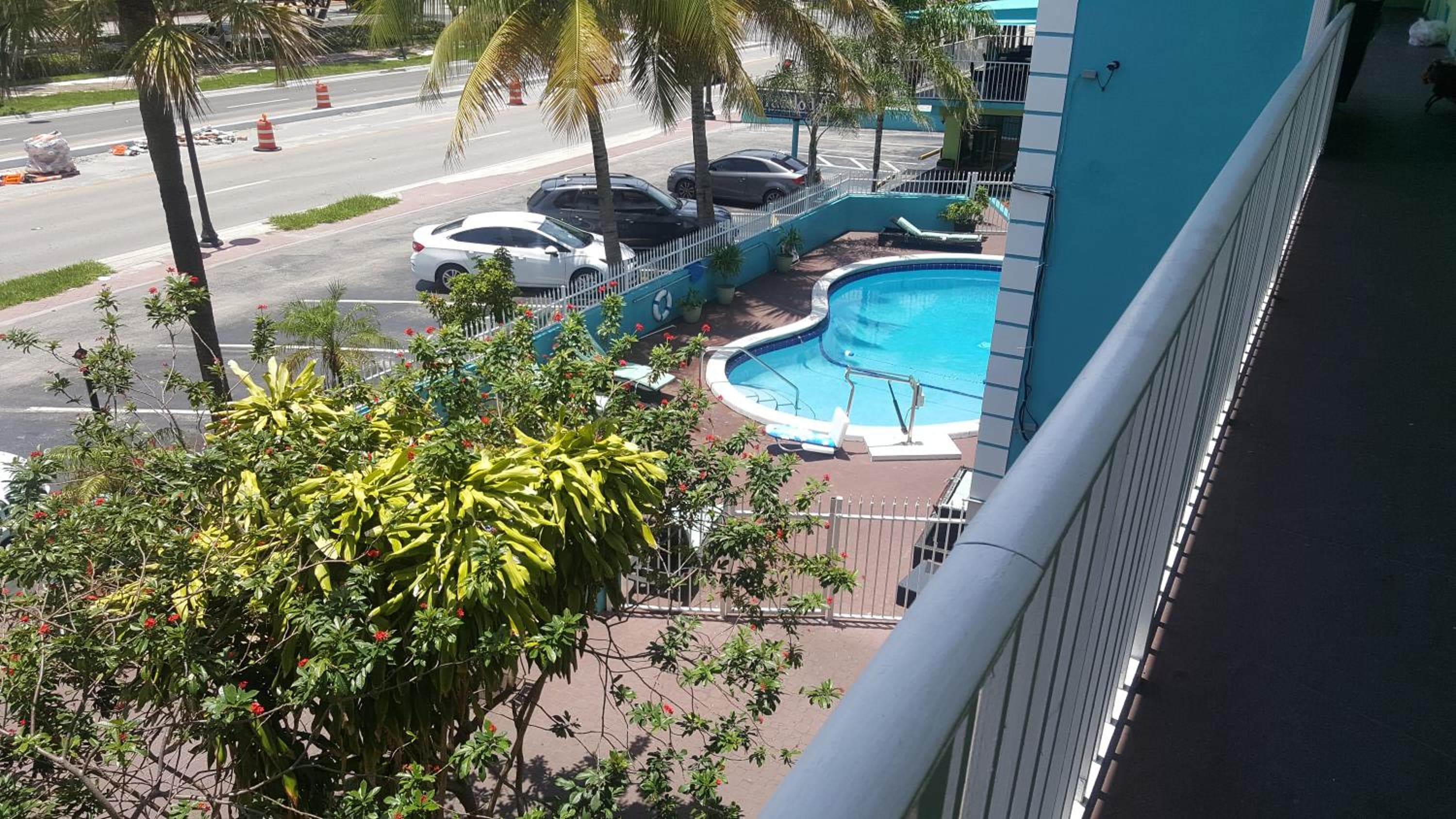 Ocean Reef Hotel — 17