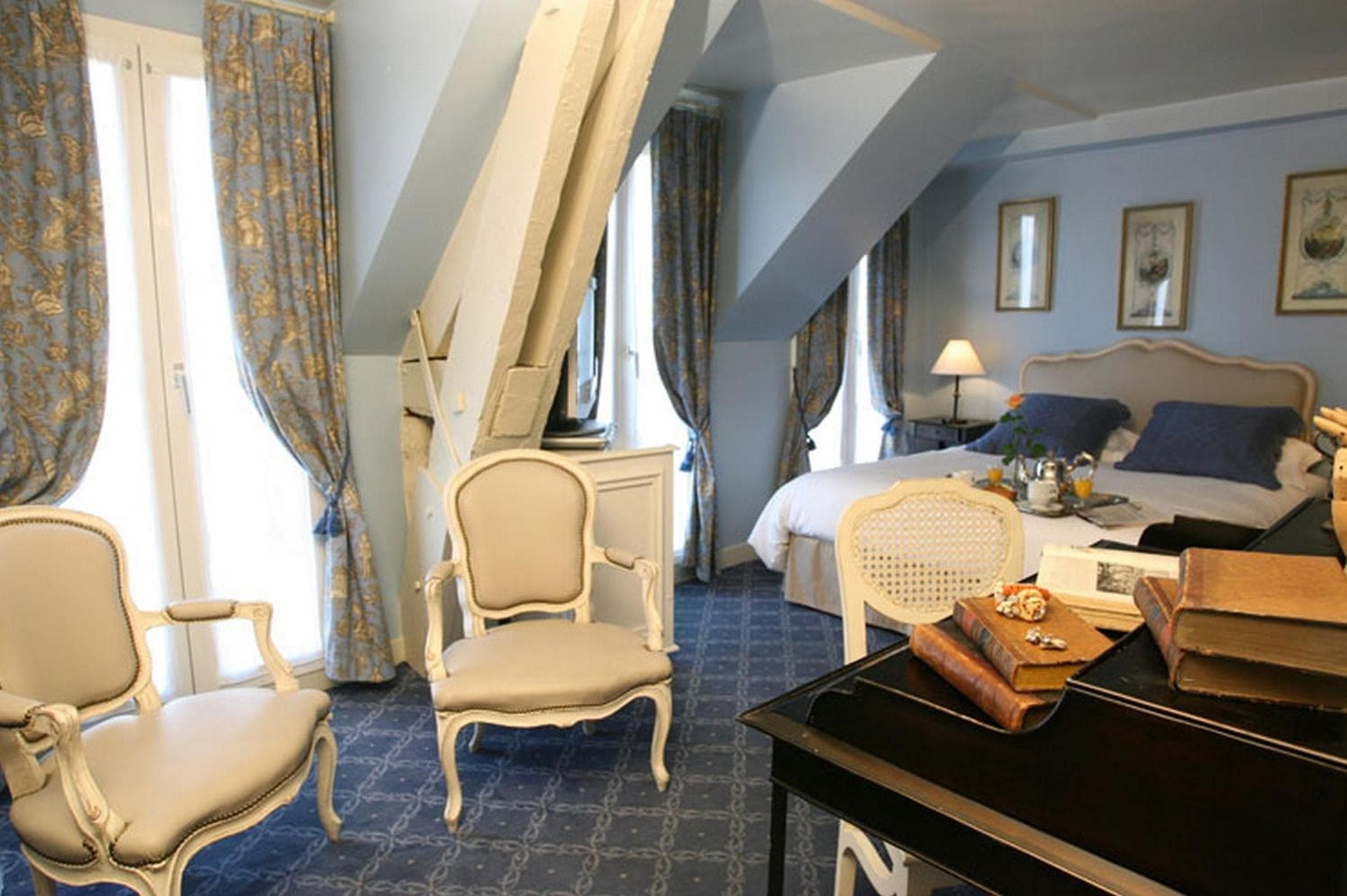 Hôtel des Ducs D'Anjou — 9