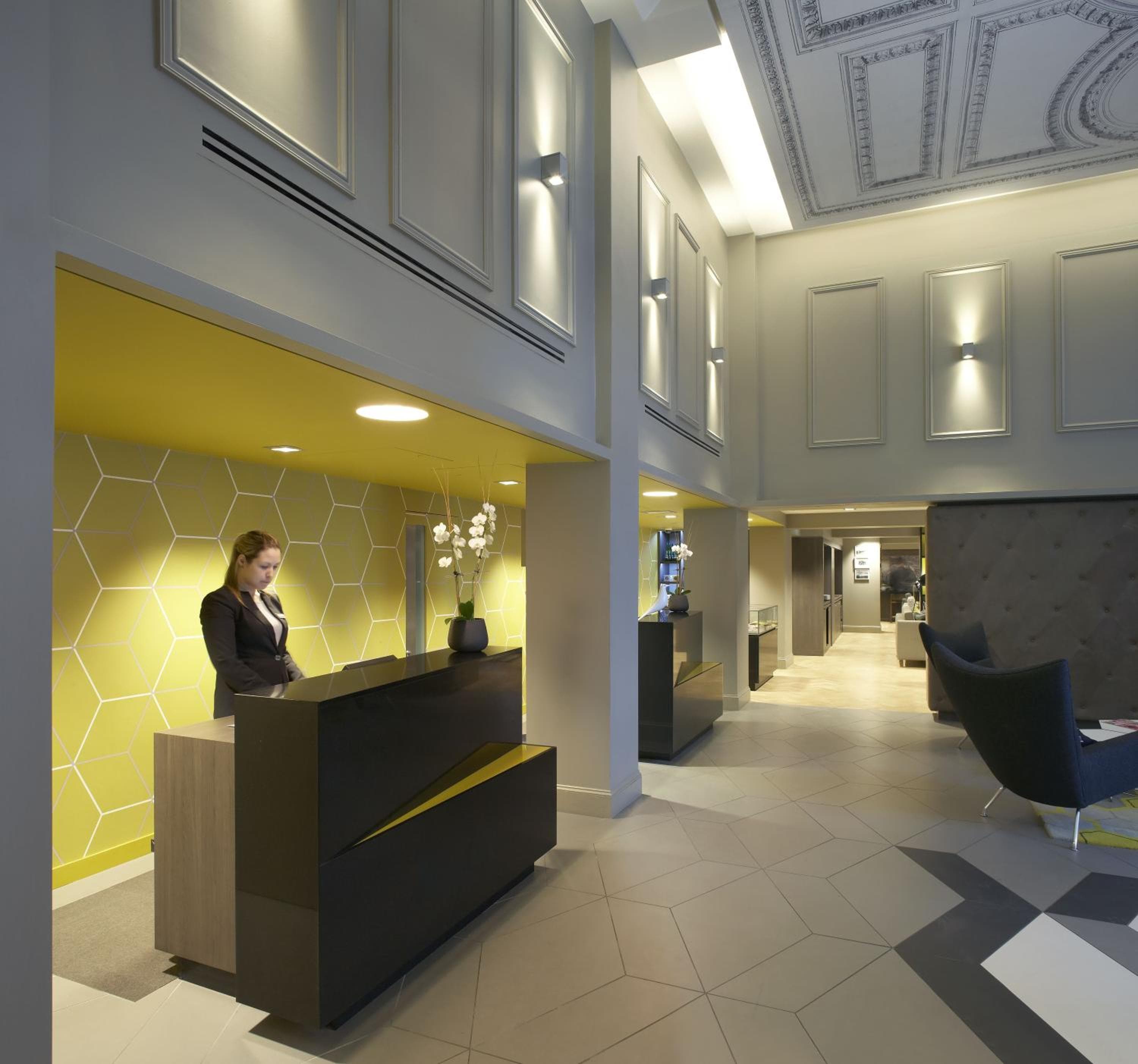 Citadines Trafalgar Square — 12