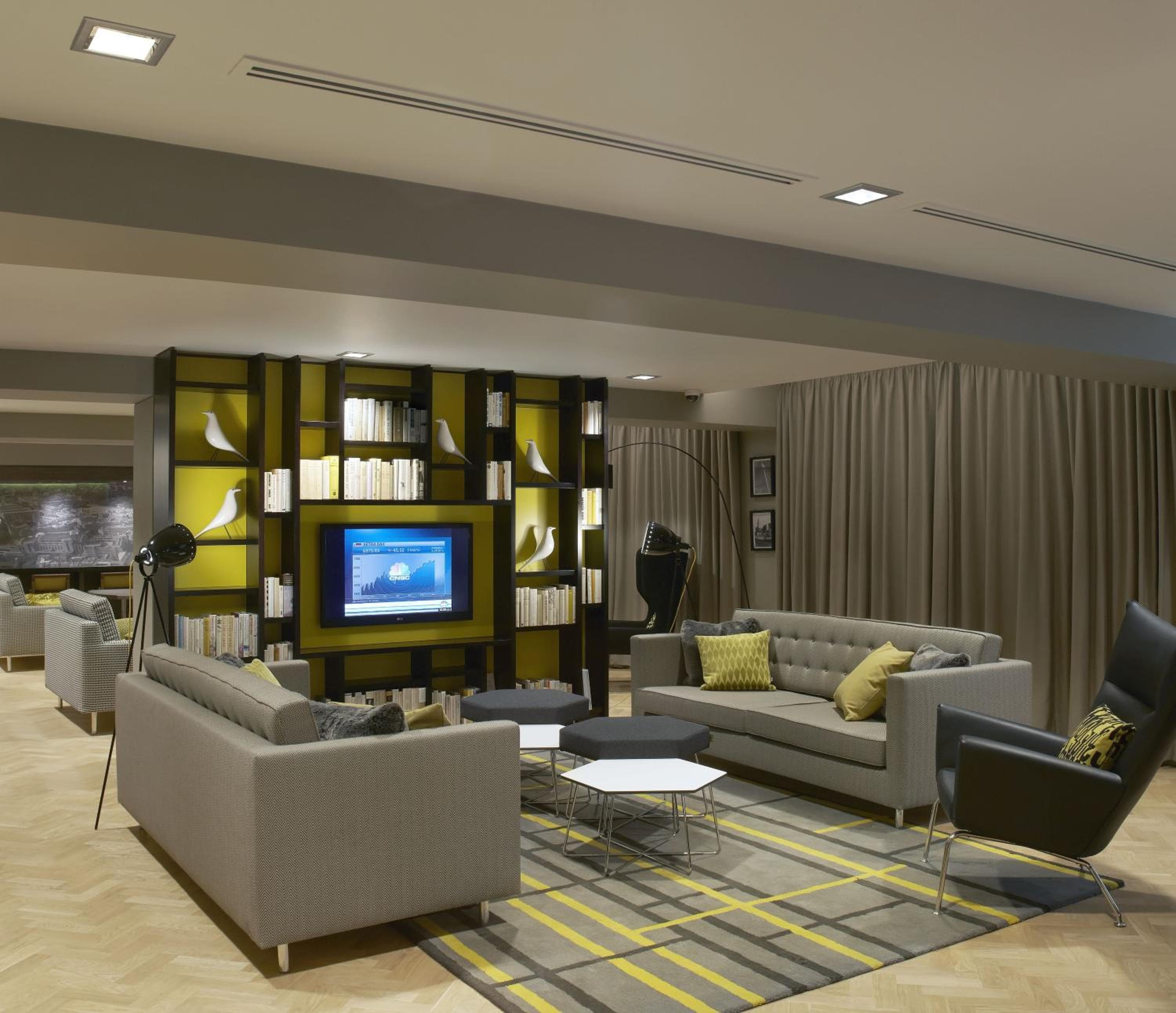Citadines Trafalgar Square — 27