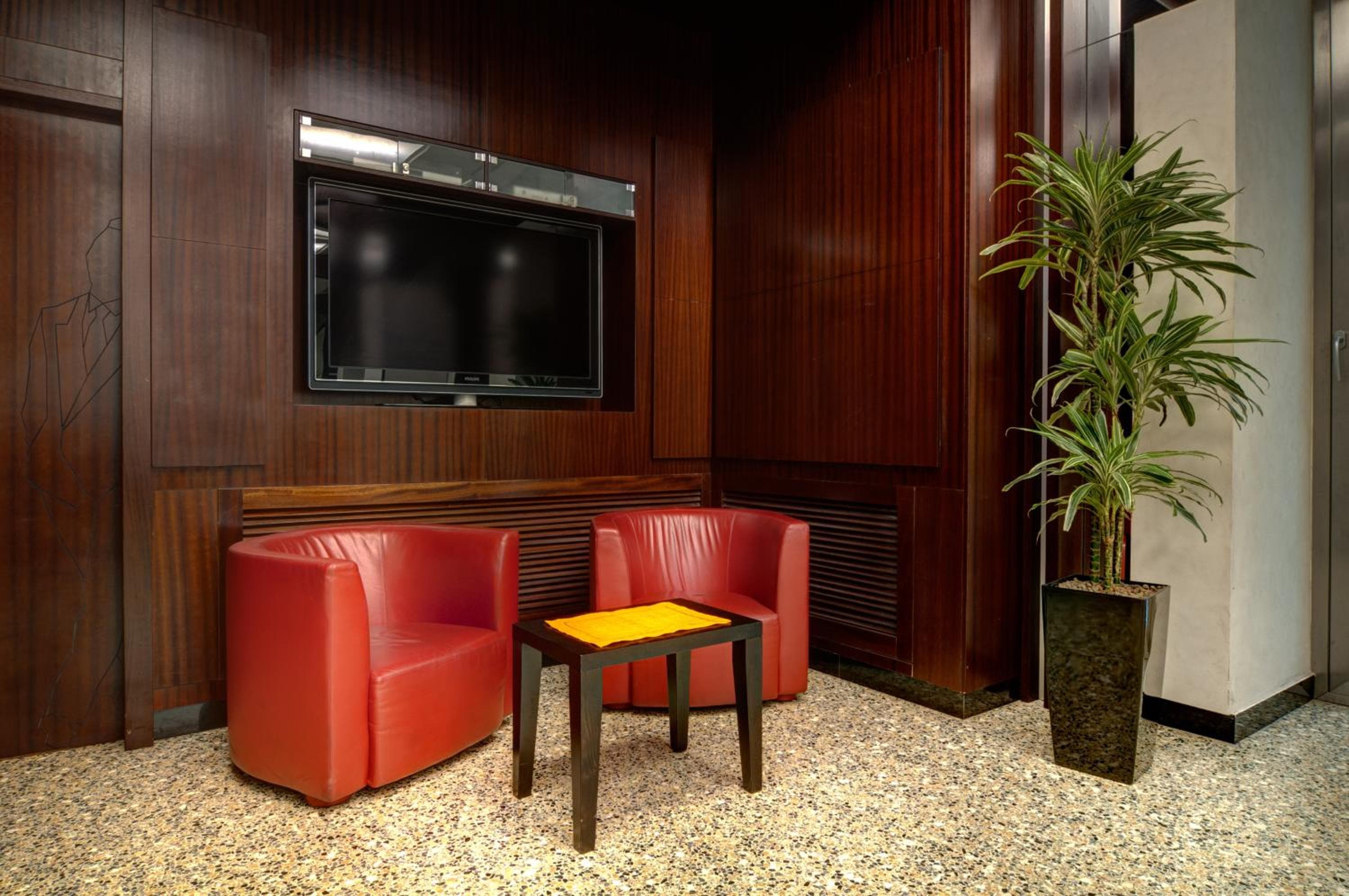 Hotel Genova — 17