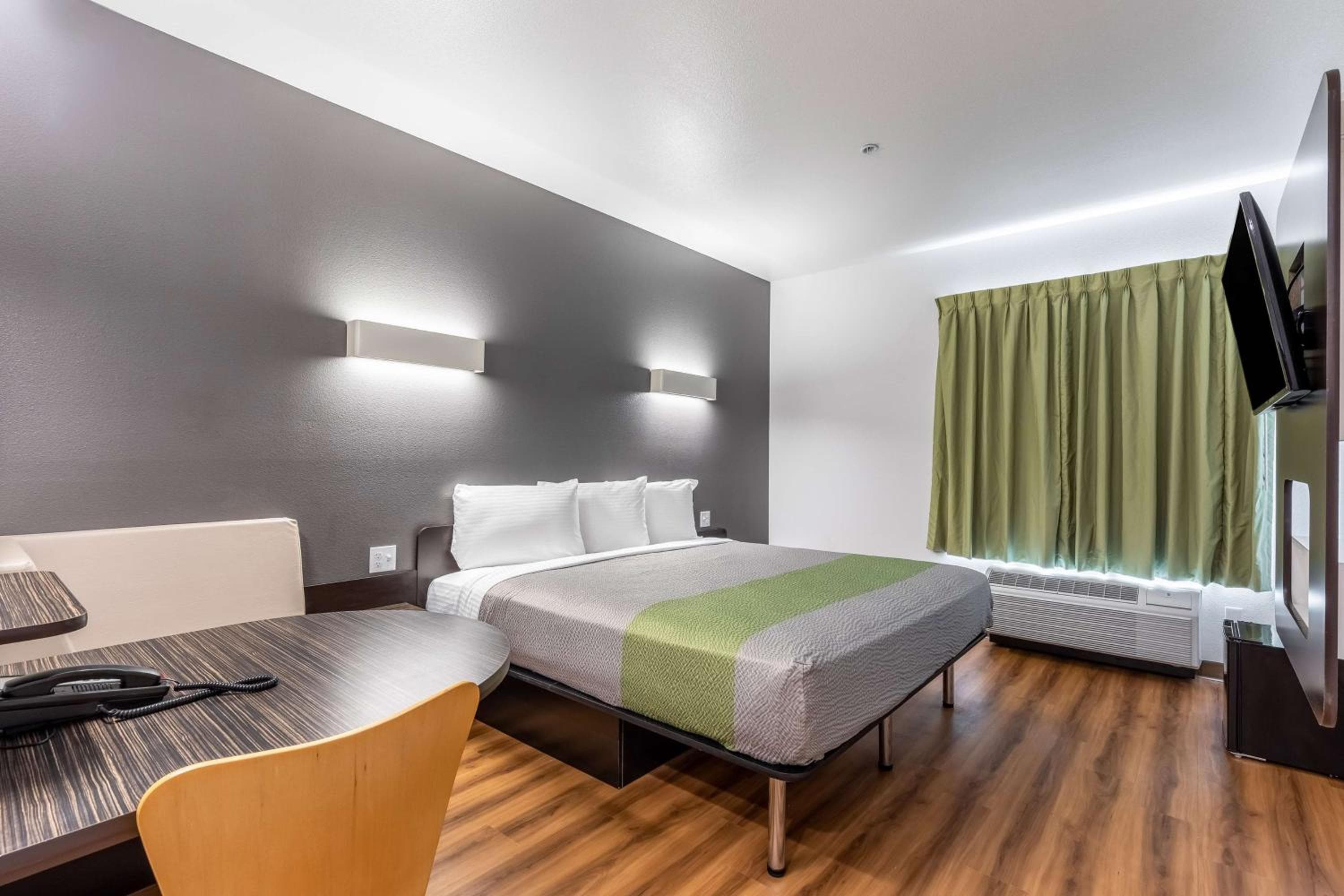 Motel 6-Las Vegas, NV - Autodromo — 17