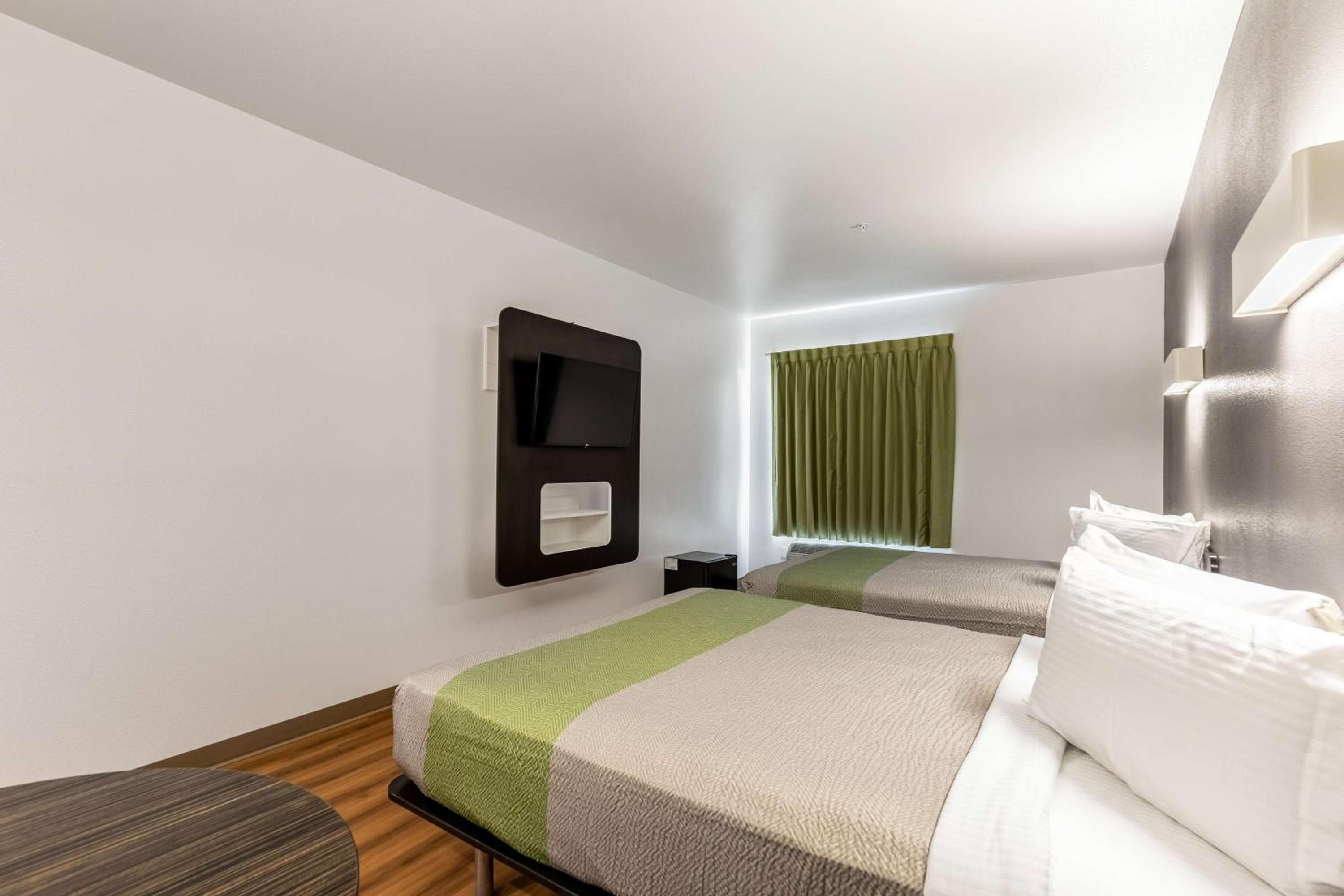 Motel 6-Las Vegas, NV - Autodromo — 22