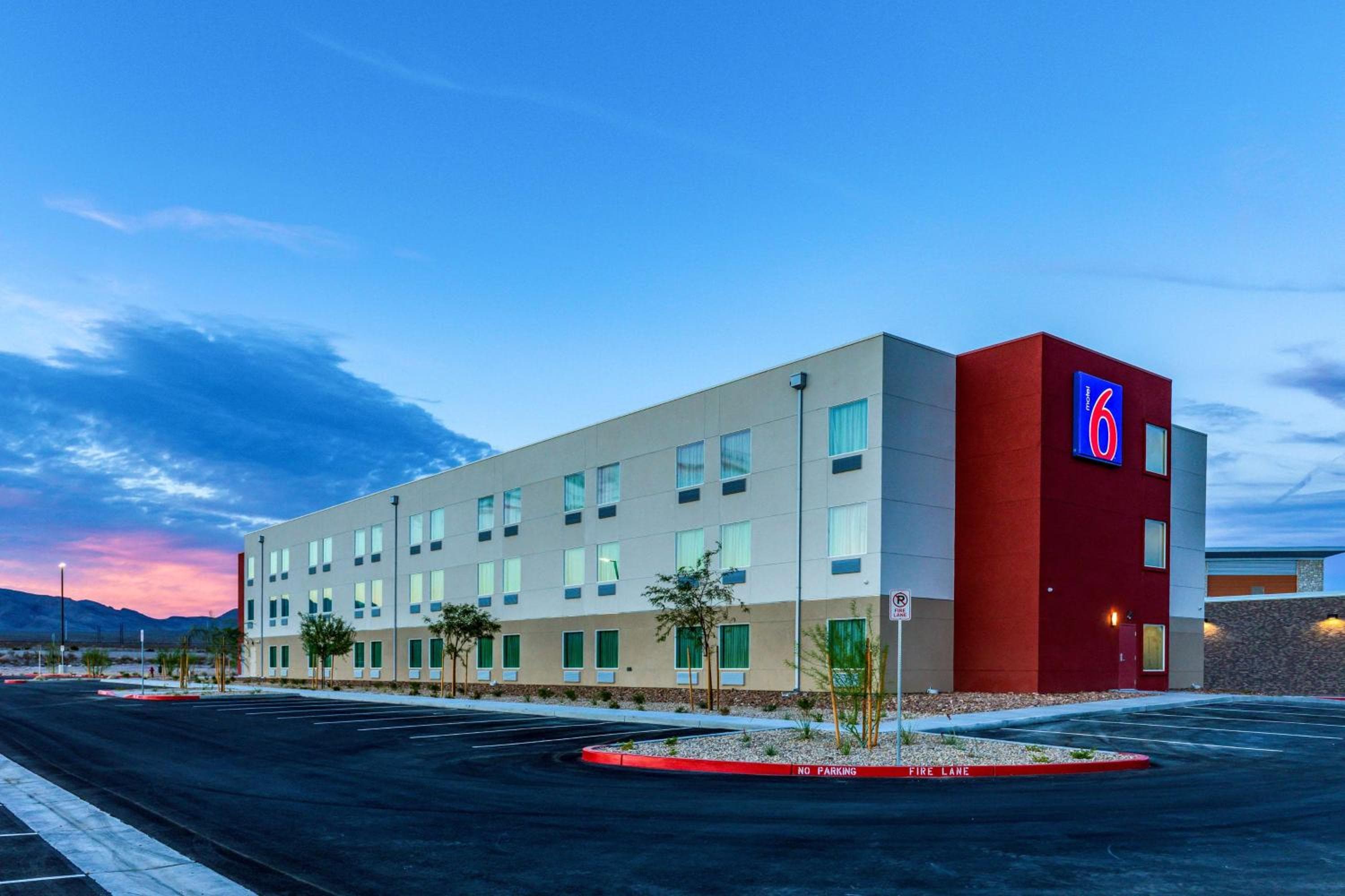 Motel 6-Las Vegas, NV - Autodromo — 9