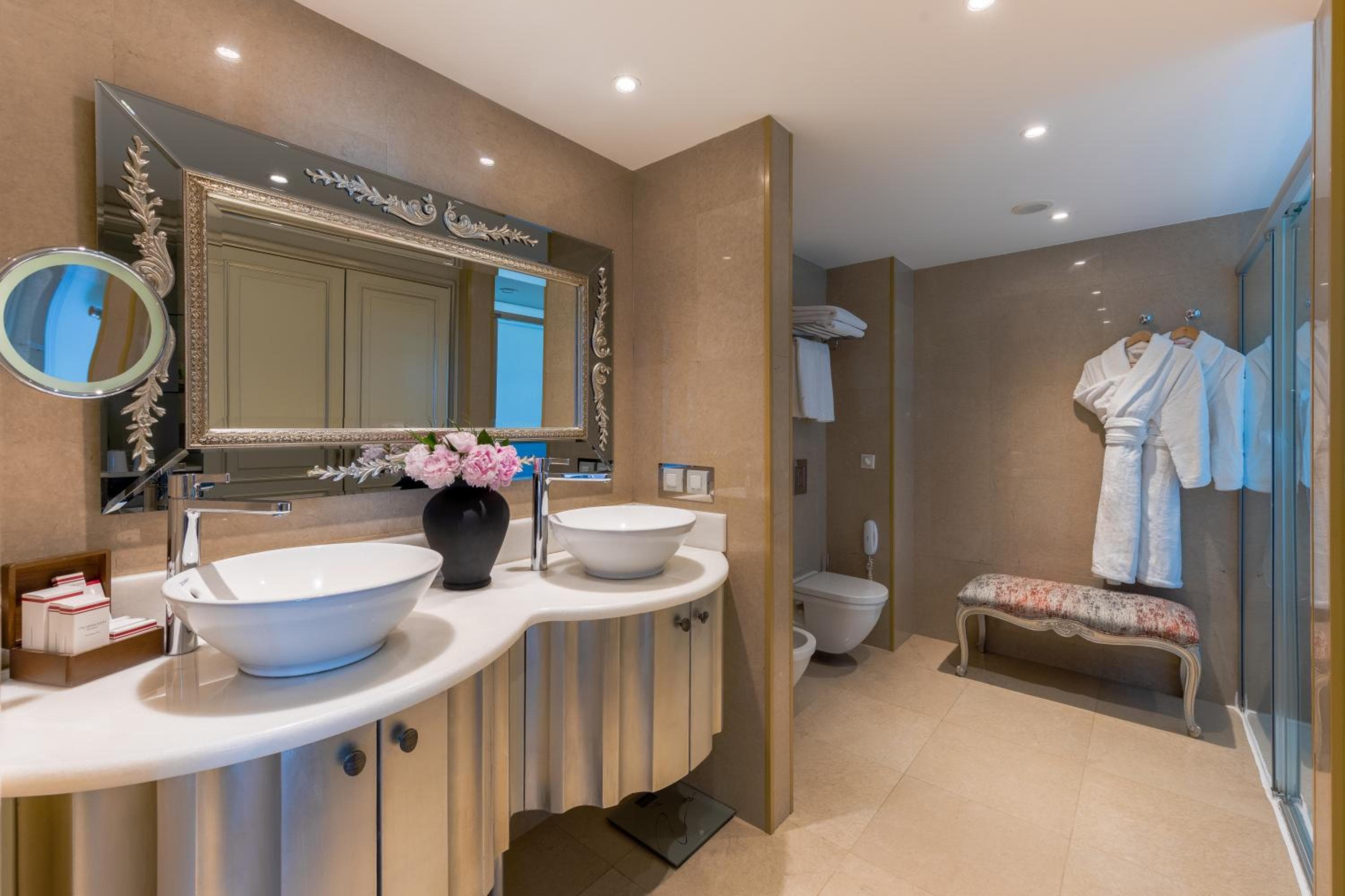 CVK Taksim Hotel Istanbul — 14