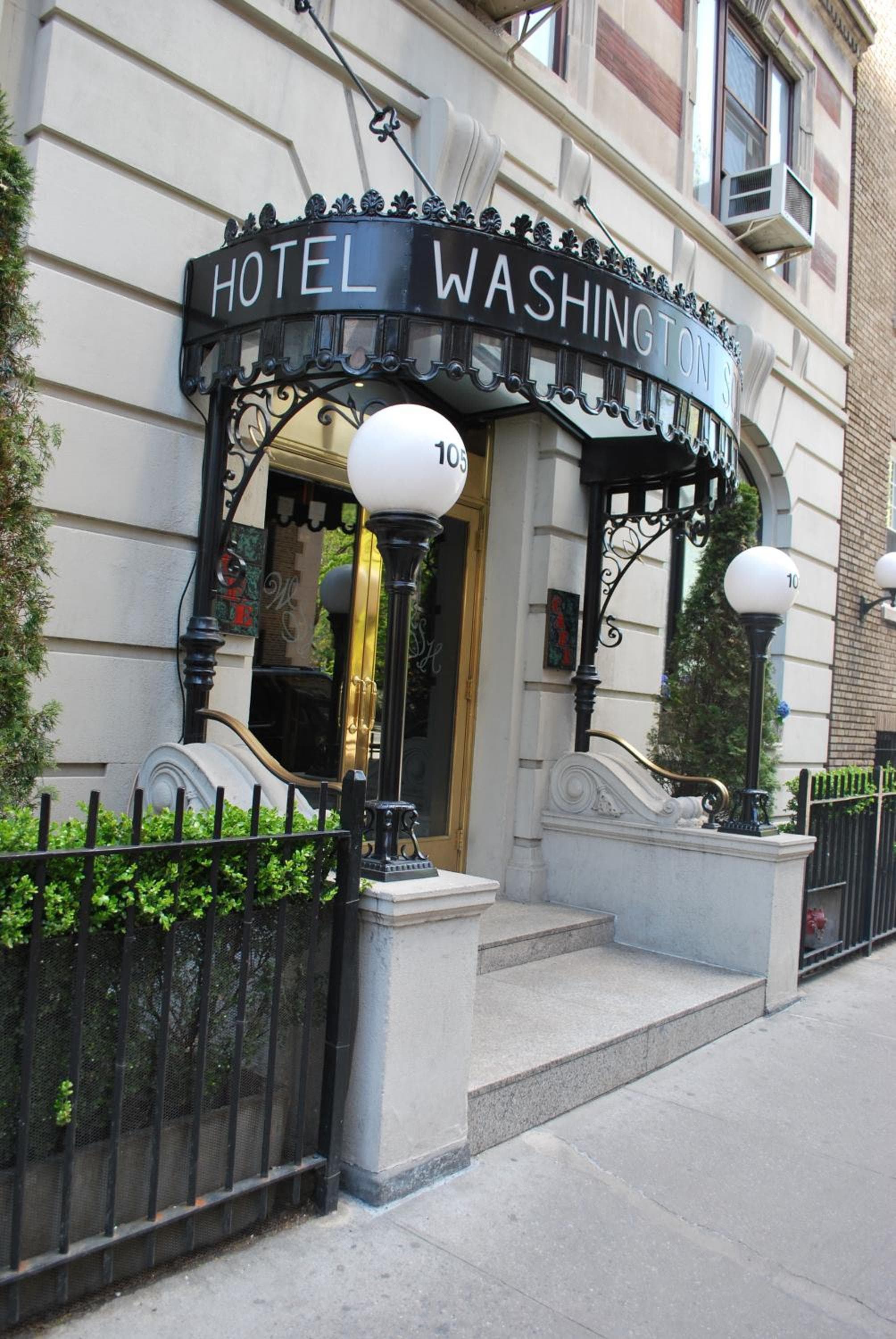 Hotel Washington Square — 4
