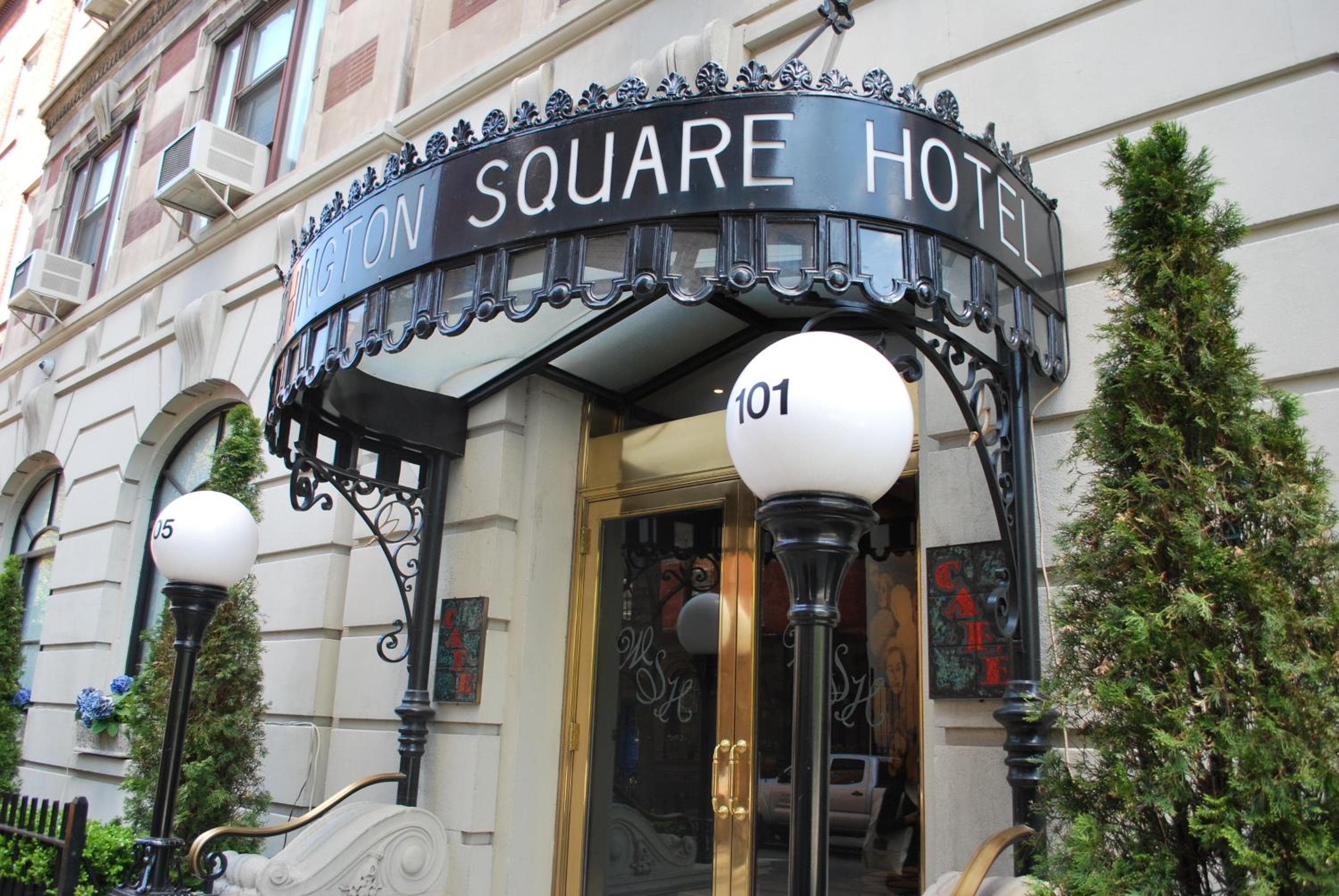 Hotel Washington Square — 1