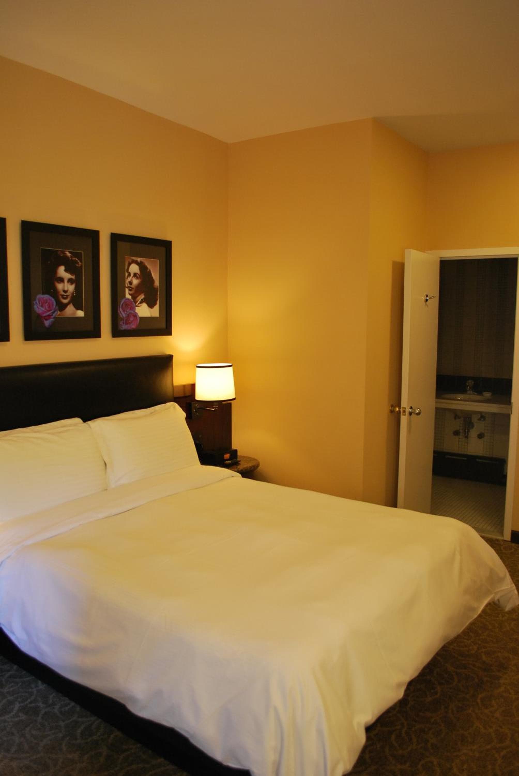 Hotel Washington Square — 7