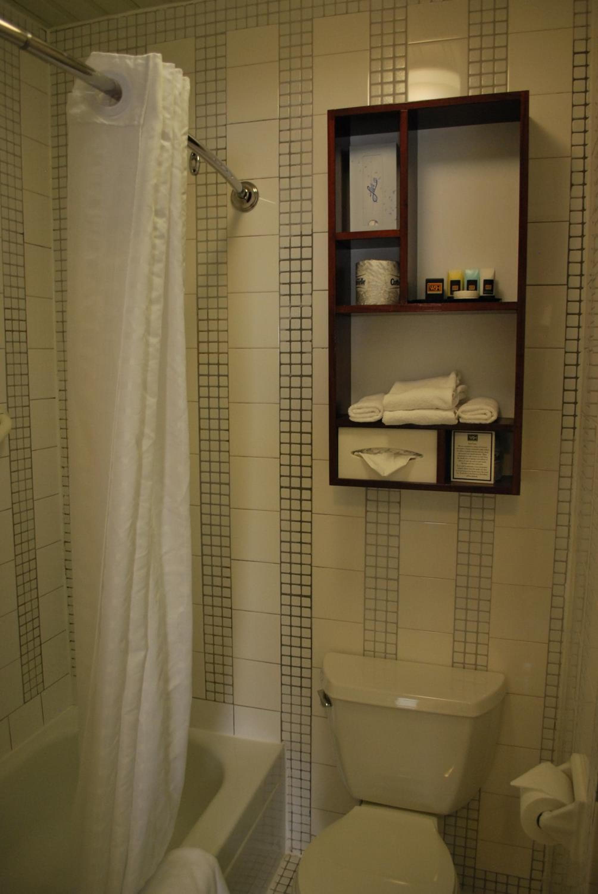 Washington Square Hotel — 8