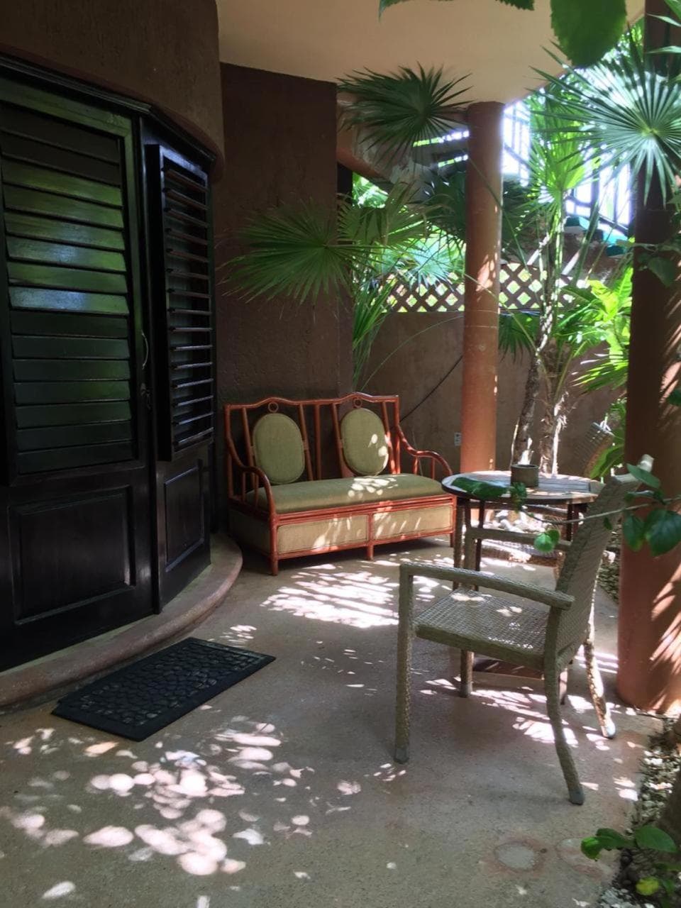 Cocos Cabañas Playa del Carmen Solo adulti — 10