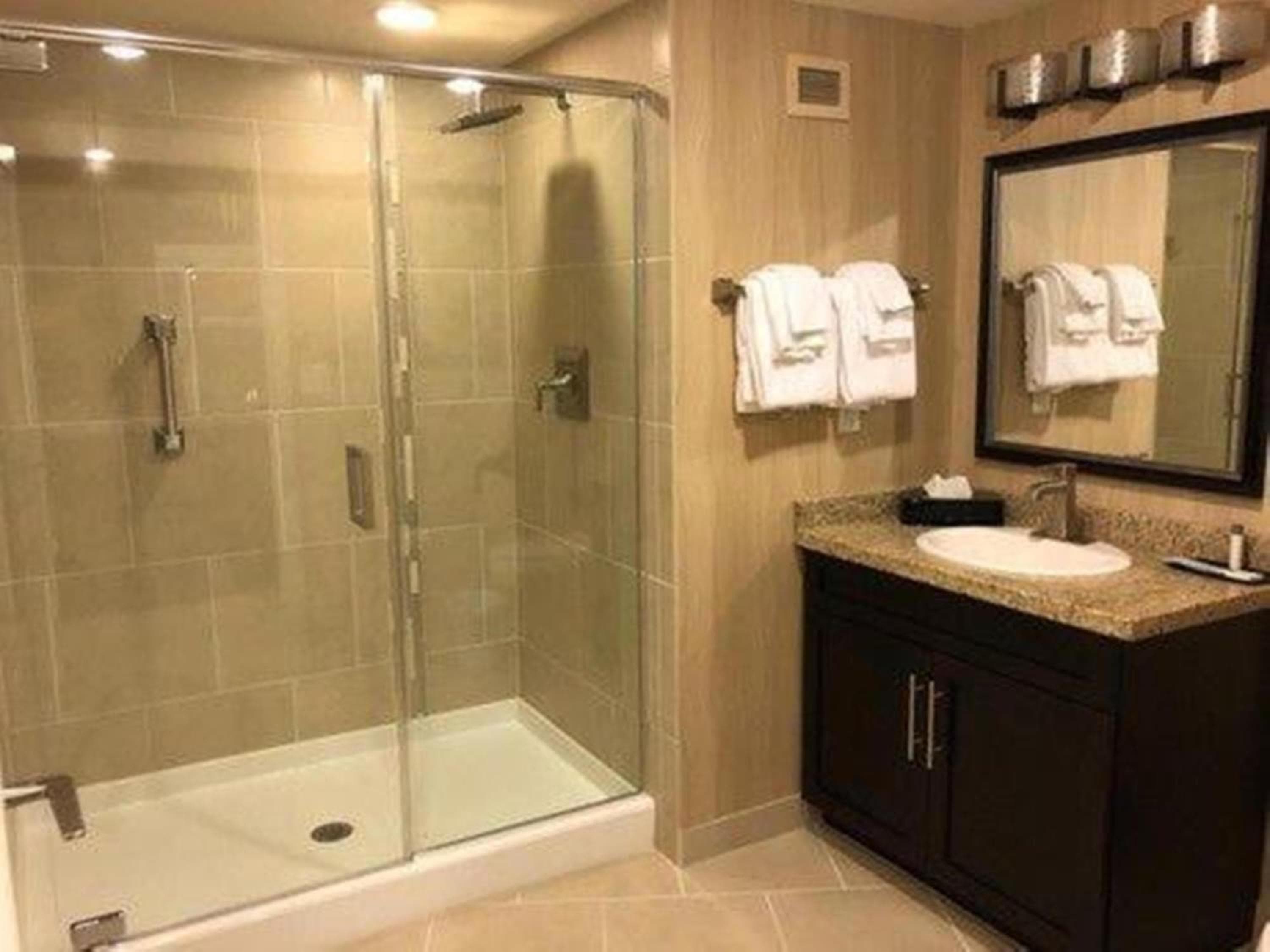 The Berkley, Las Vegas — 21
