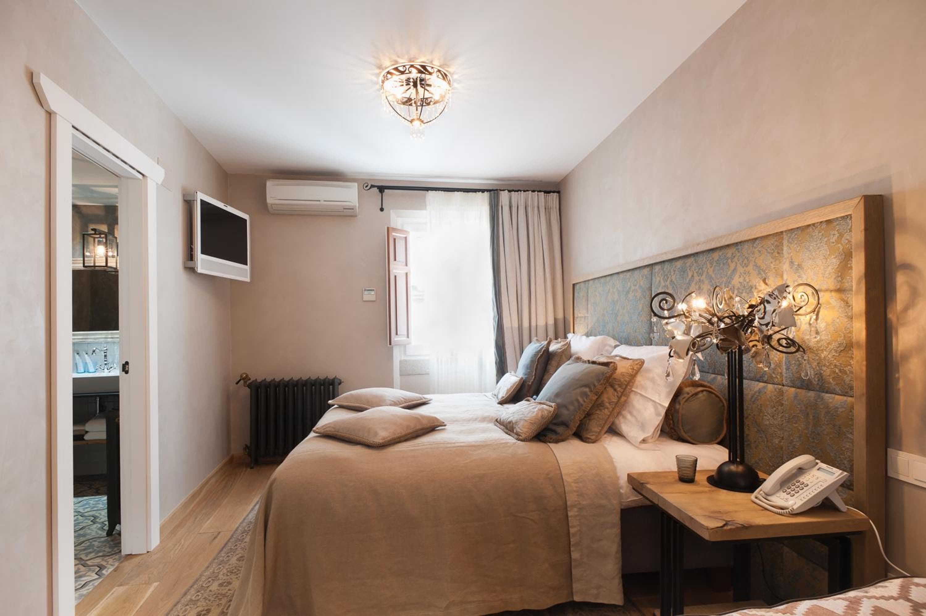 Boutique Hotel Casa Granados — 18