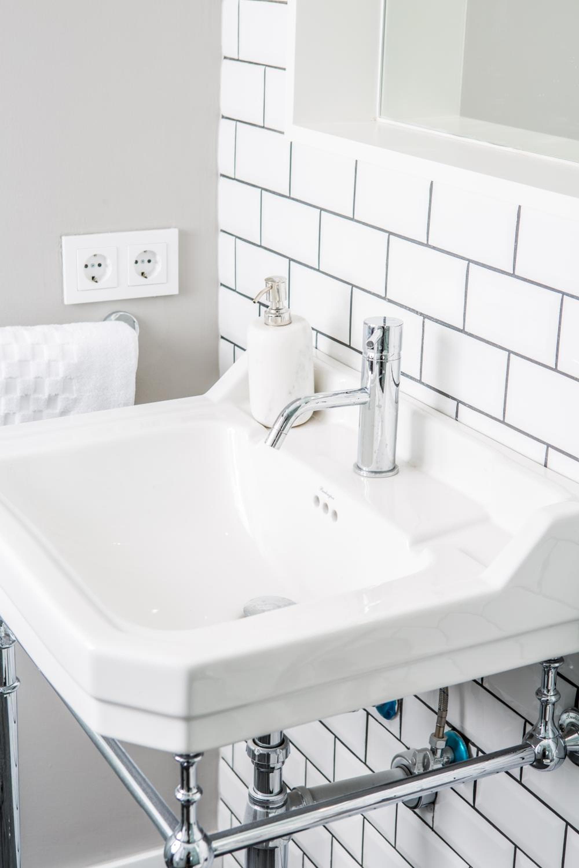 Terreno Suites — 30