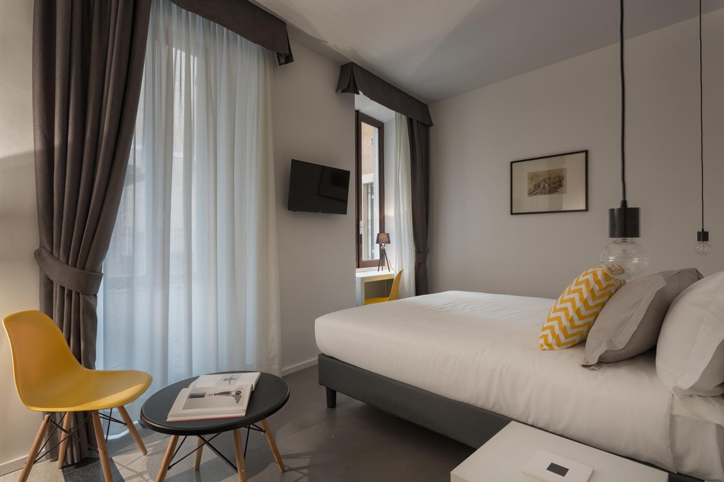 Navona Theatre Hotel — 7