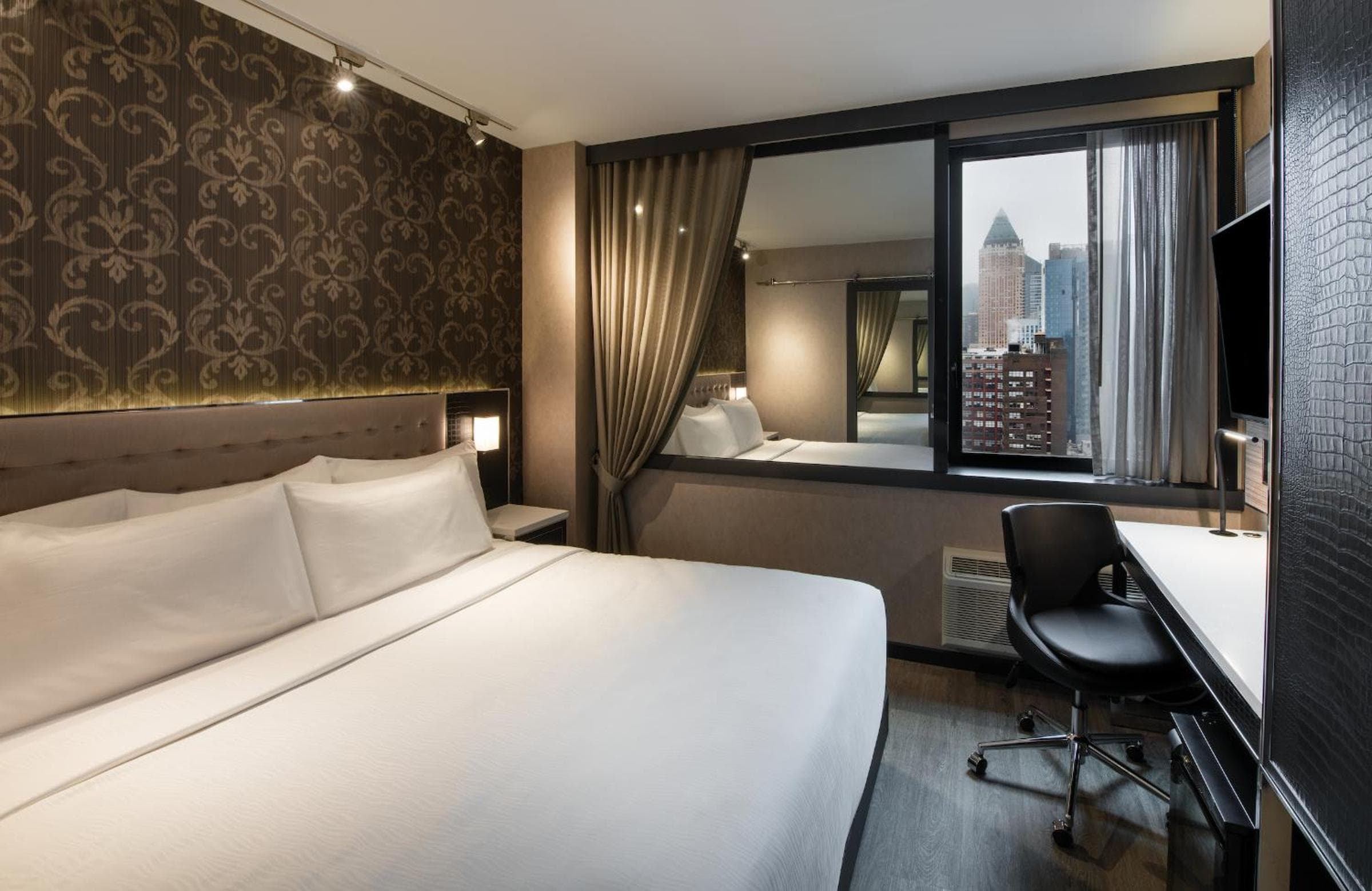 Hotel Aliz Times Square — 9
