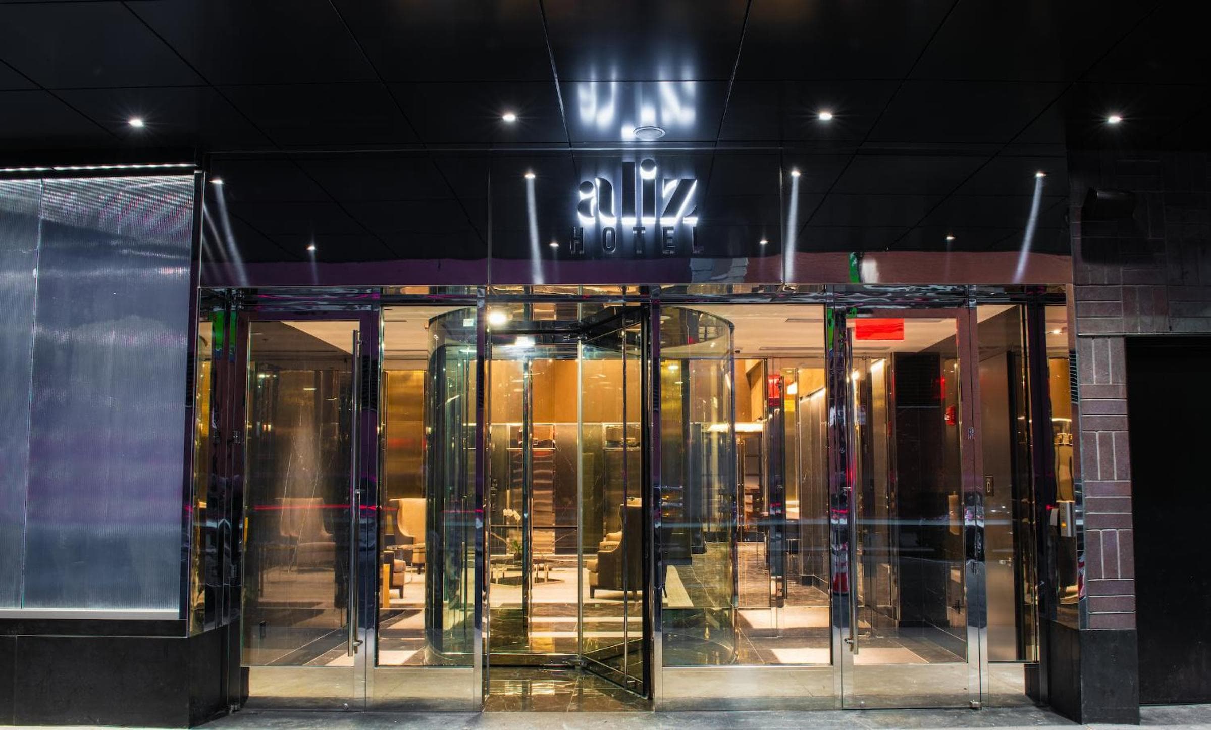Hotel Aliz Times Square — 1