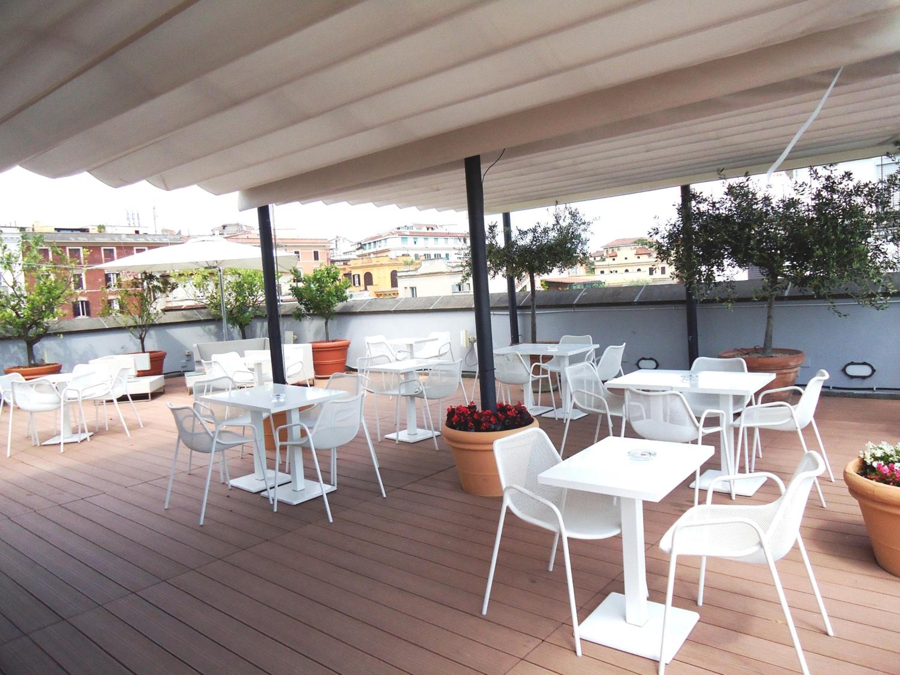 Mercure Roma Centro Colosseo — 28