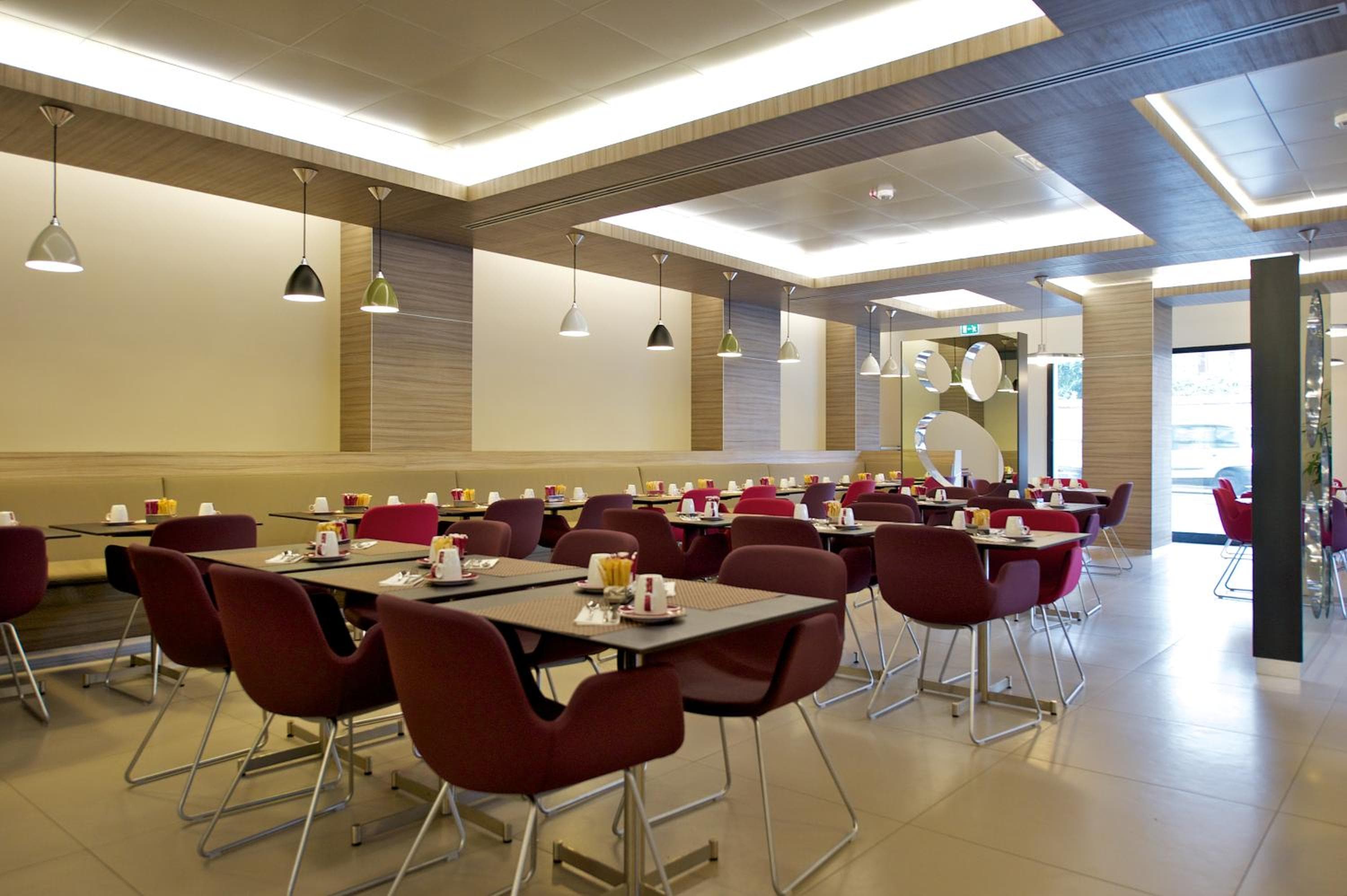 Mercure Roma Centro Colosseo — 20