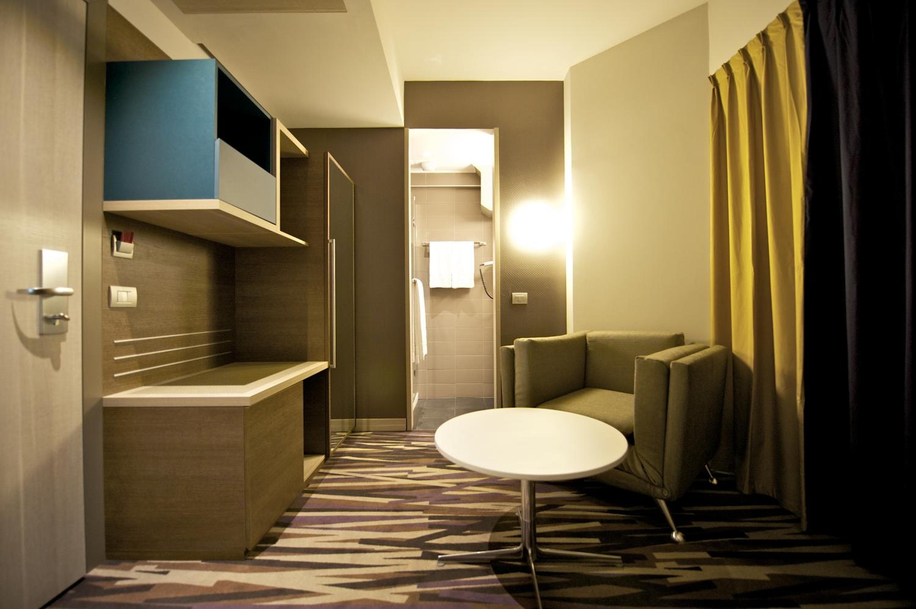 Mercure Roma Centro Colosseo — 4