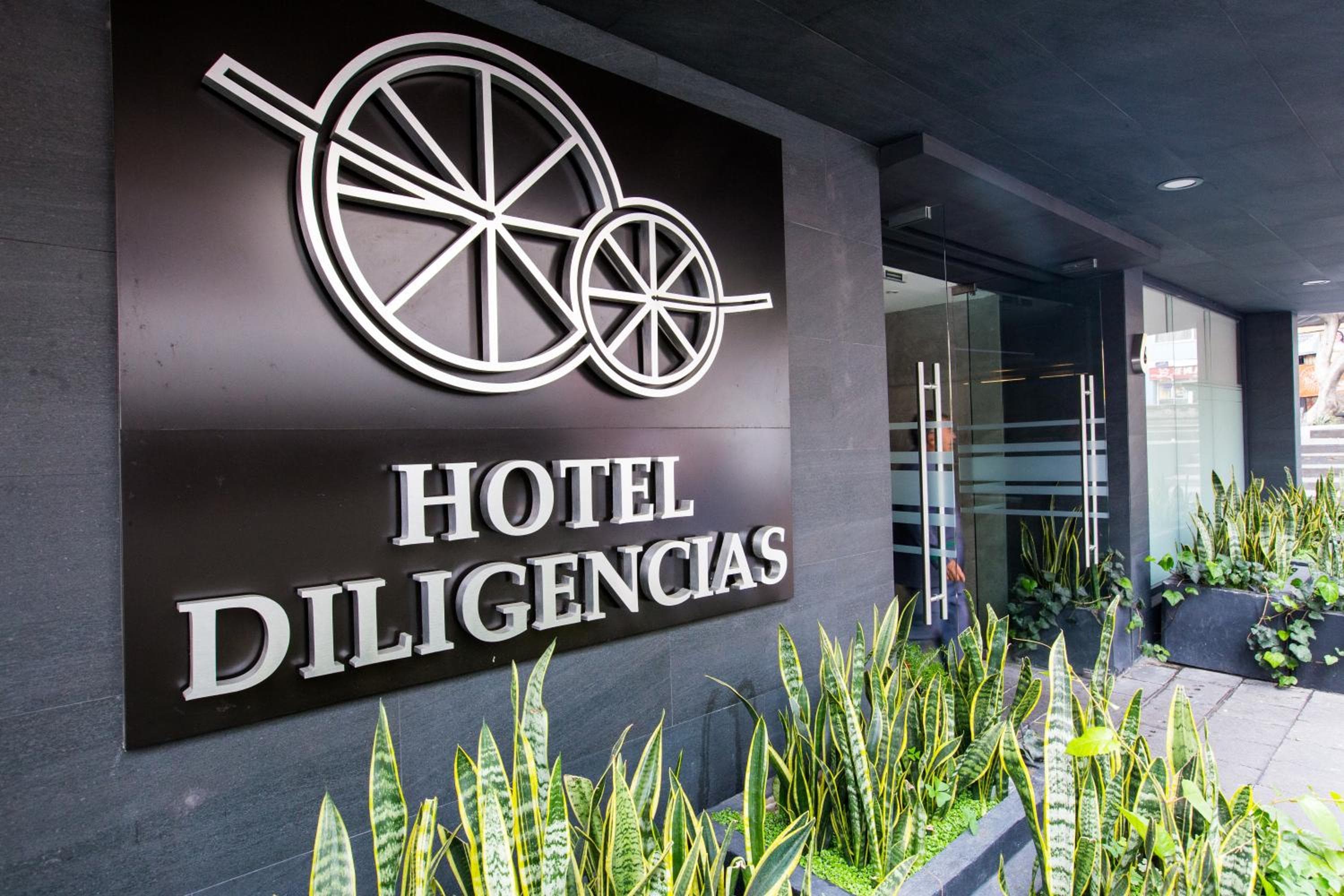 Hotel Diligencias — 23
