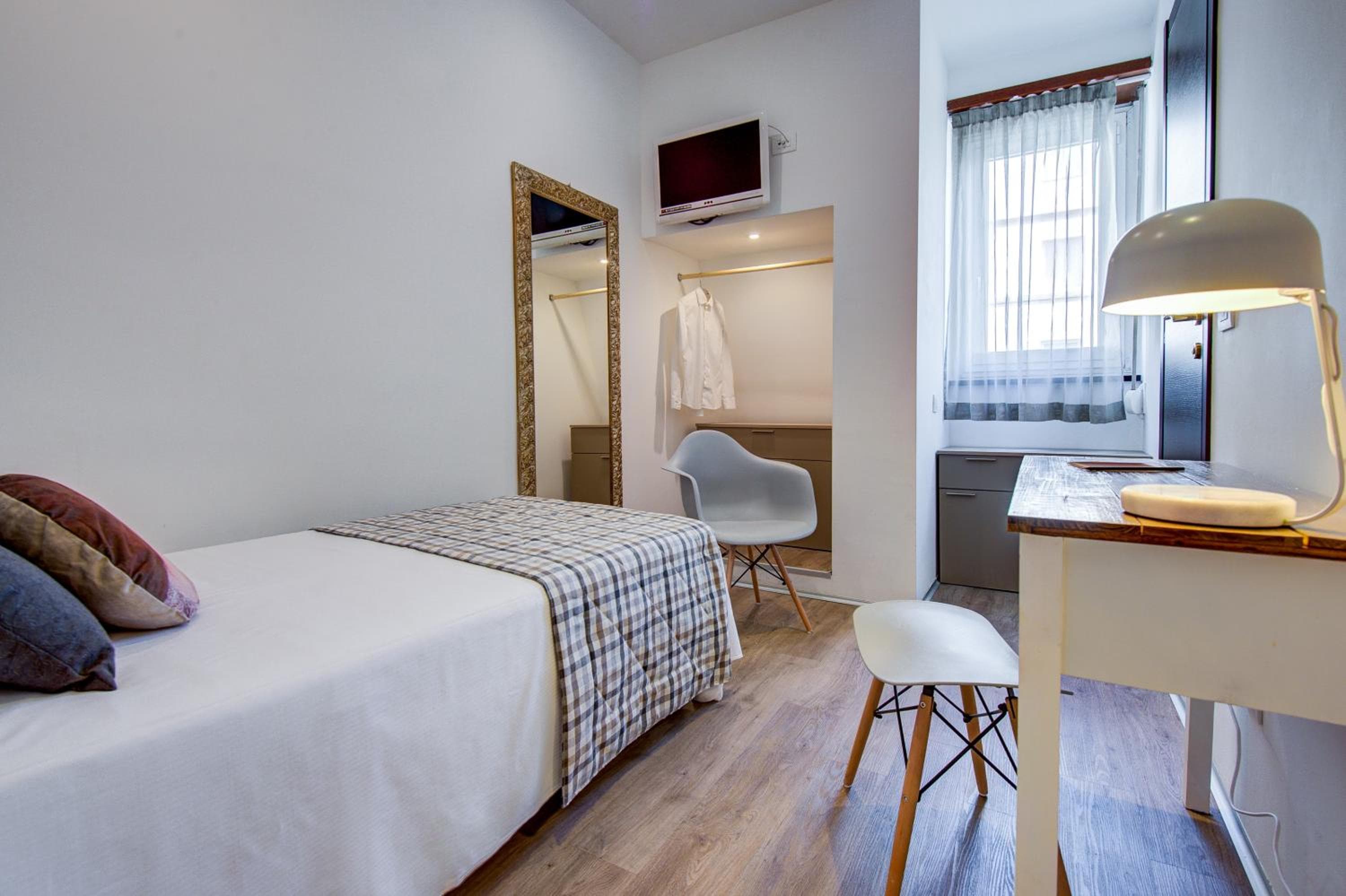 Hotel Bernina — 13