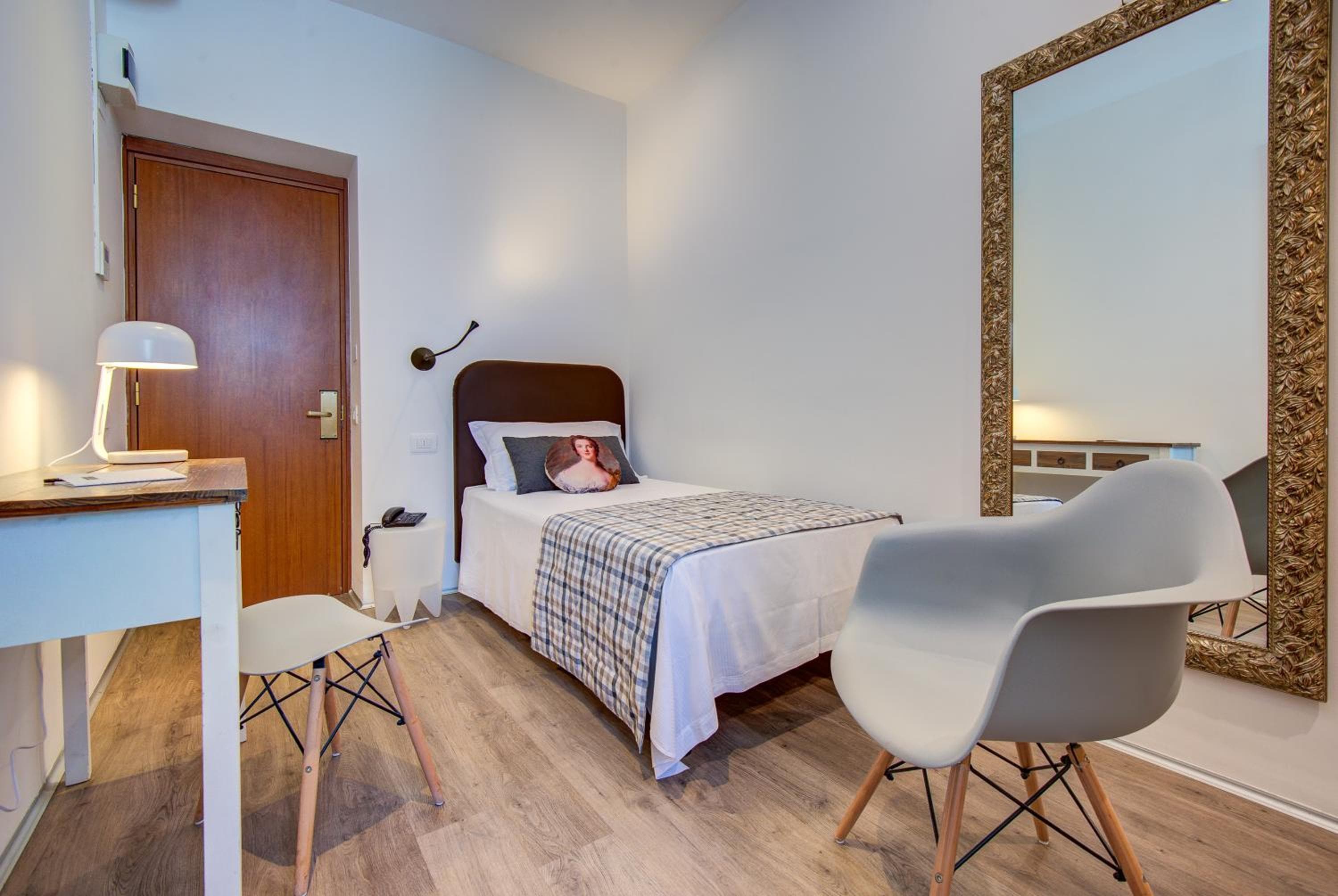 Hotel Bernina — 14